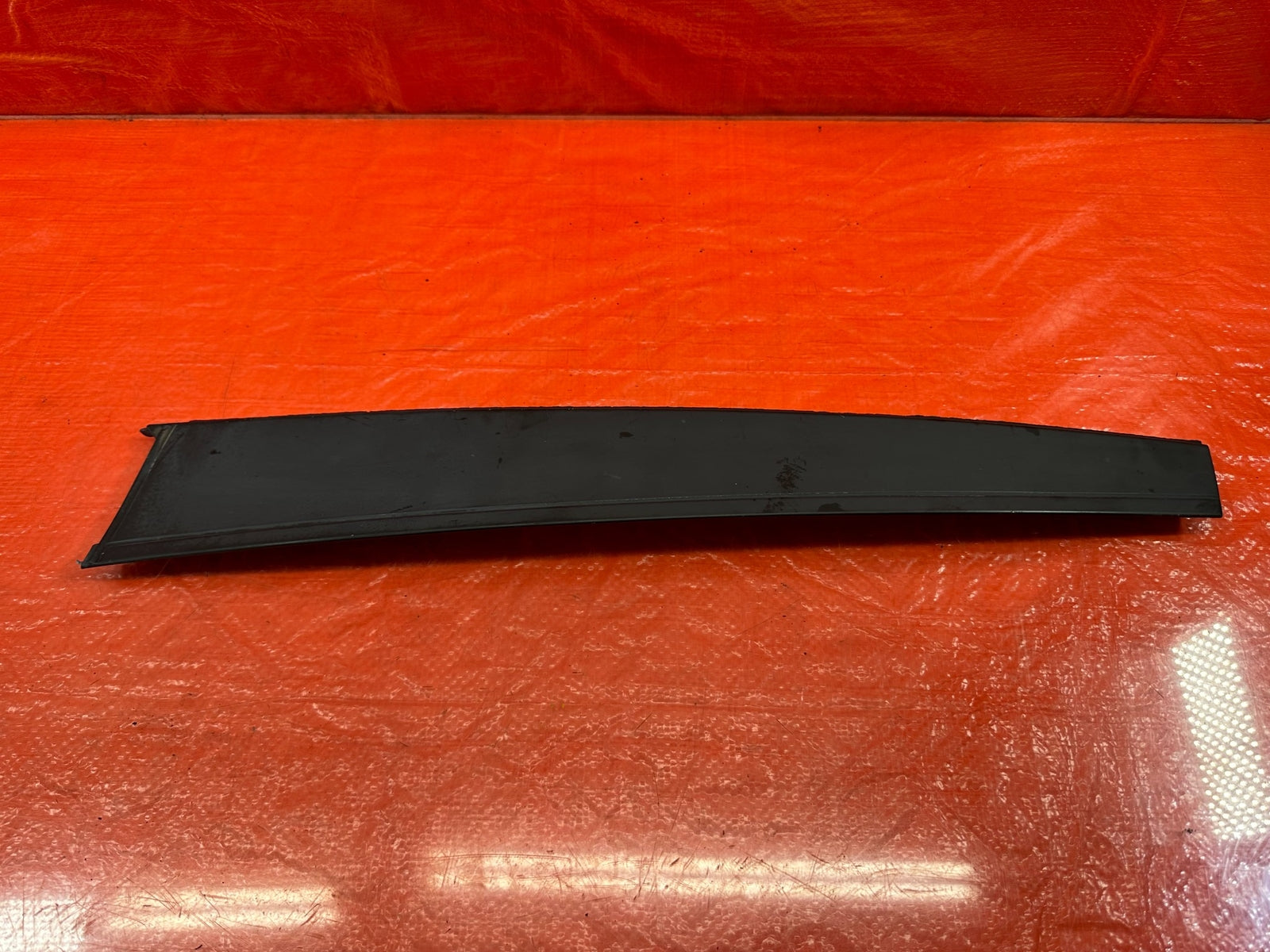 95 98 HONDA ODYSSEY   PASSENGER RIGHT FRONT DOOR SASH TRIM   OEM FACTORY #1938