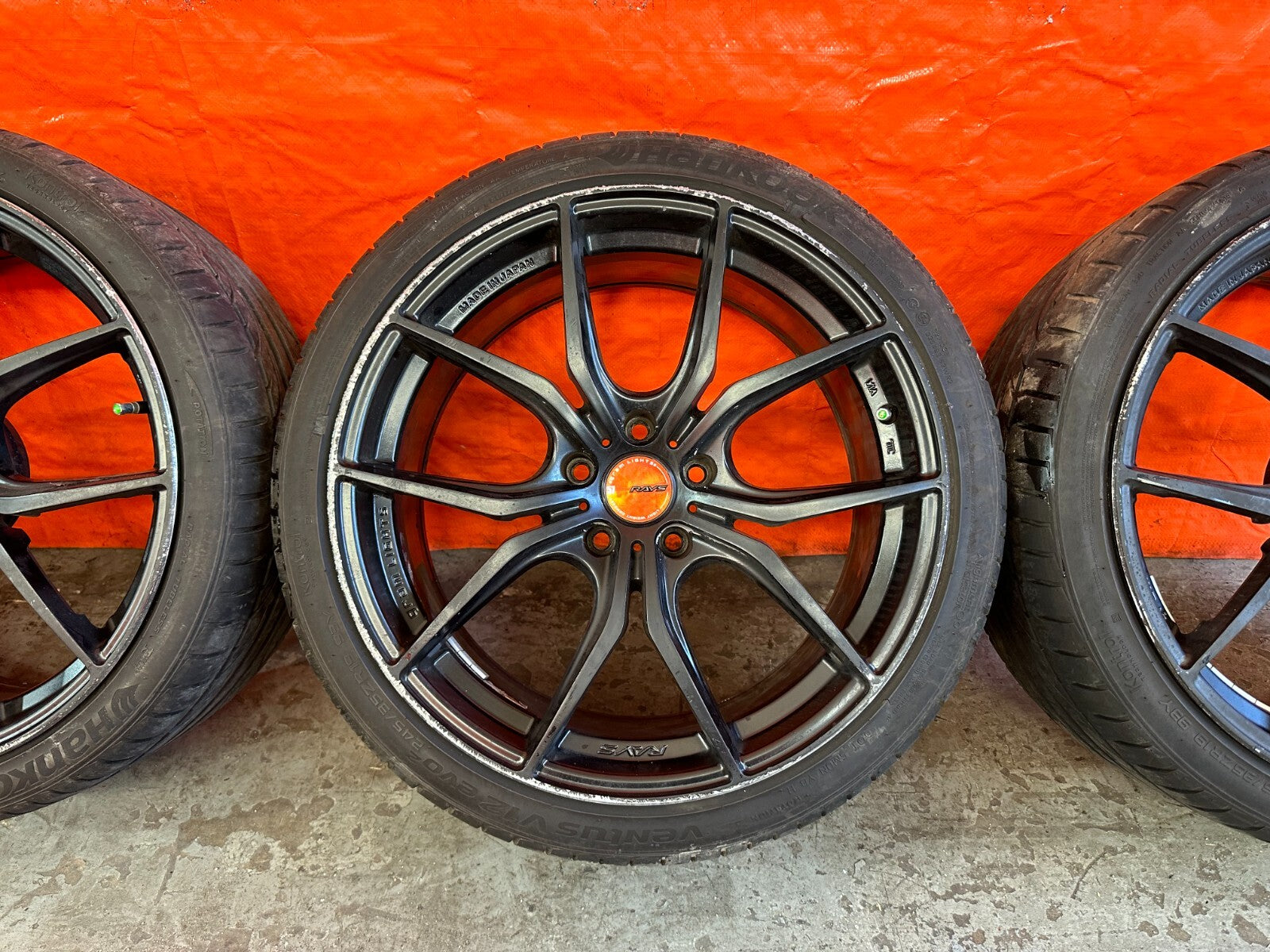 JDM RAYS GRAM LIGHTS   57FXX   5x100 / 19x9 / +38 / VENTUS V12 EVO2   245/35ZR196