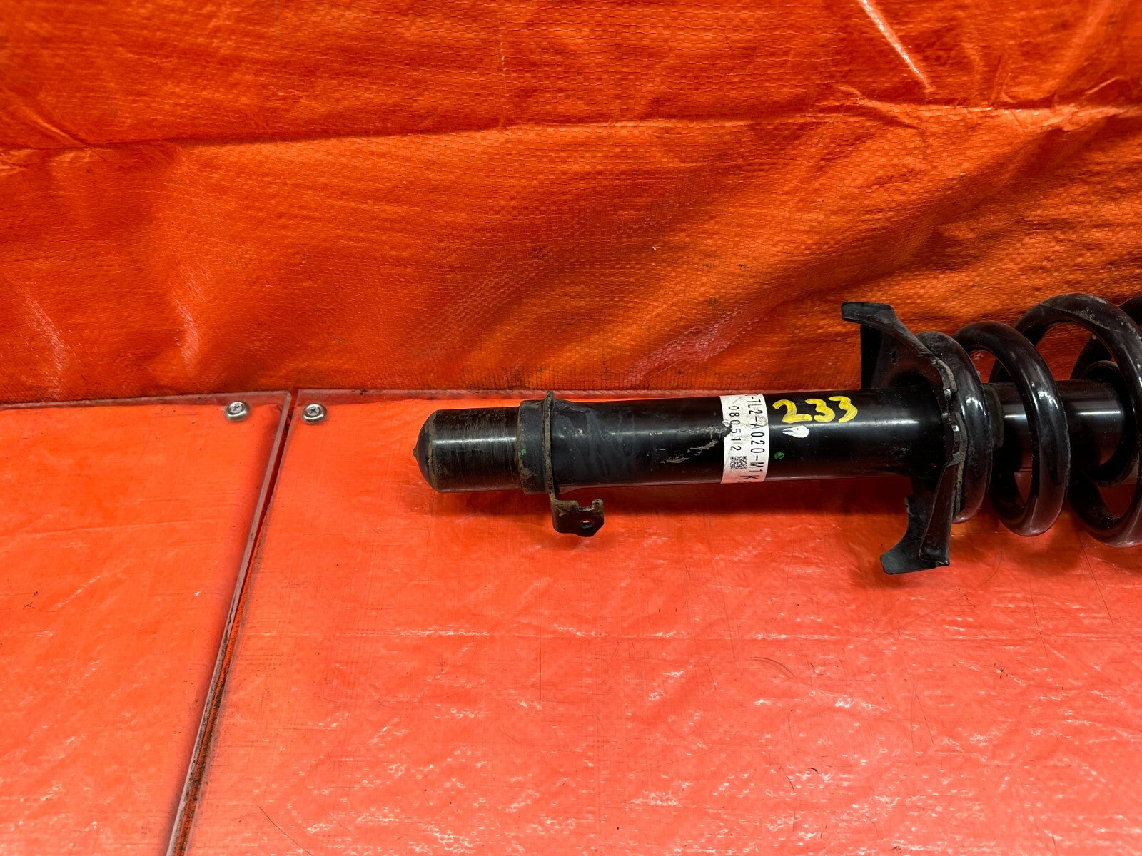 09 14 ACURA TSX   2.4L   DRIVER LEFT FRONT   SHOCK AND SPRING STRUT   OEM #2335