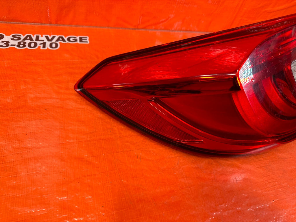 18 20 HONDA ACCORD SEDAN   DRIVER LEFT OUTER TAIL LIGHT TAIL LAMP   OEM FACTORY5