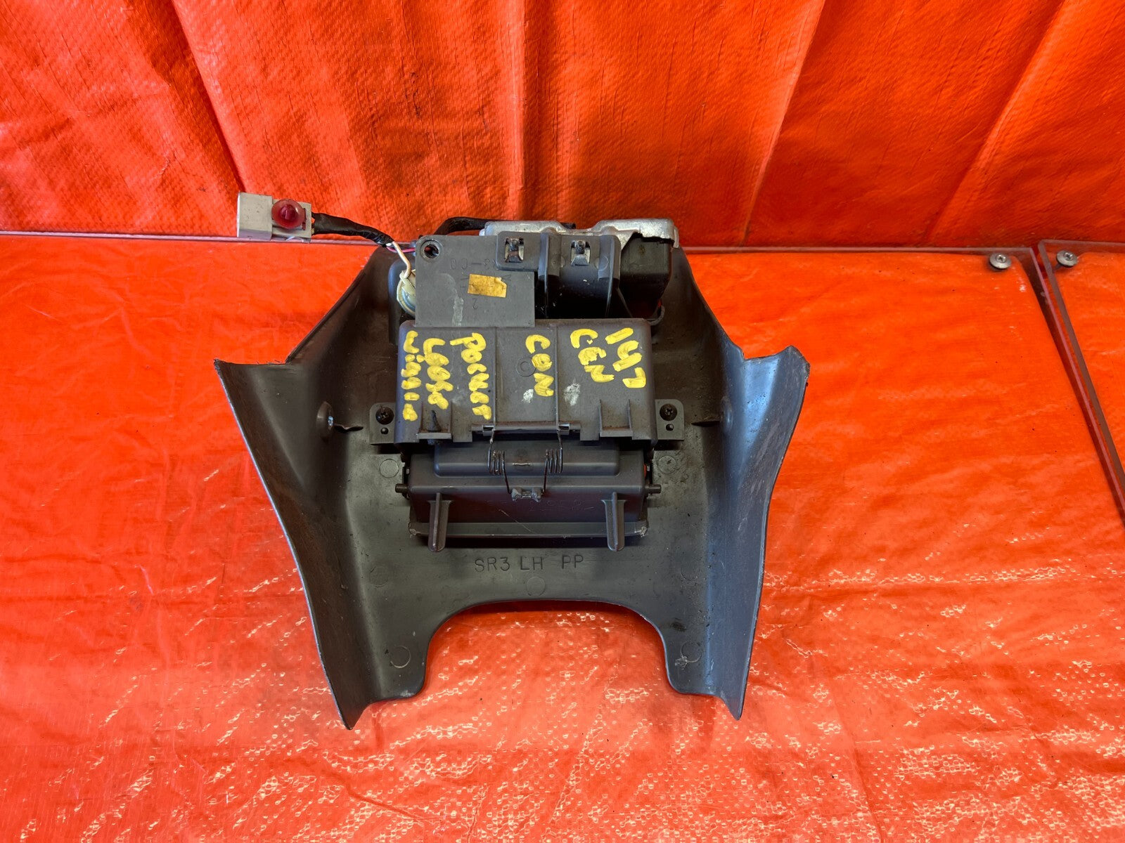 92 95 HONDA CIVIC   DASHBOARD CENTER CONSOLE STORAGE COMPATRMENT GRAY OEM #1477