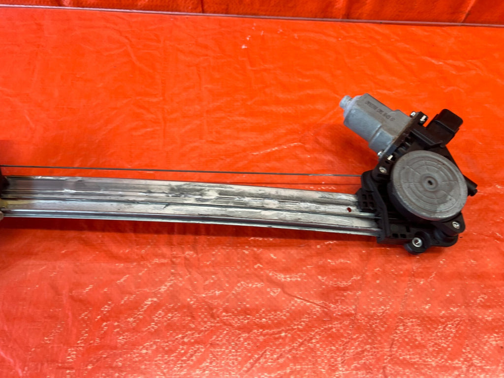 06 11 HONDA CIVIC SEDAN 4 DOOR PASSENGER RIGHT REAR WINDOW REGULATOR OEM #2205