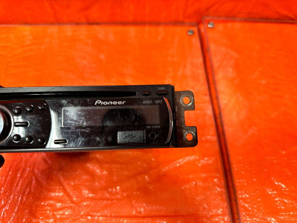 03 06 LANCER EVOLUTION VIII 8 EVO IX 9   PIONEER DEH 2200UB RADIO CD PLAYER EVO94