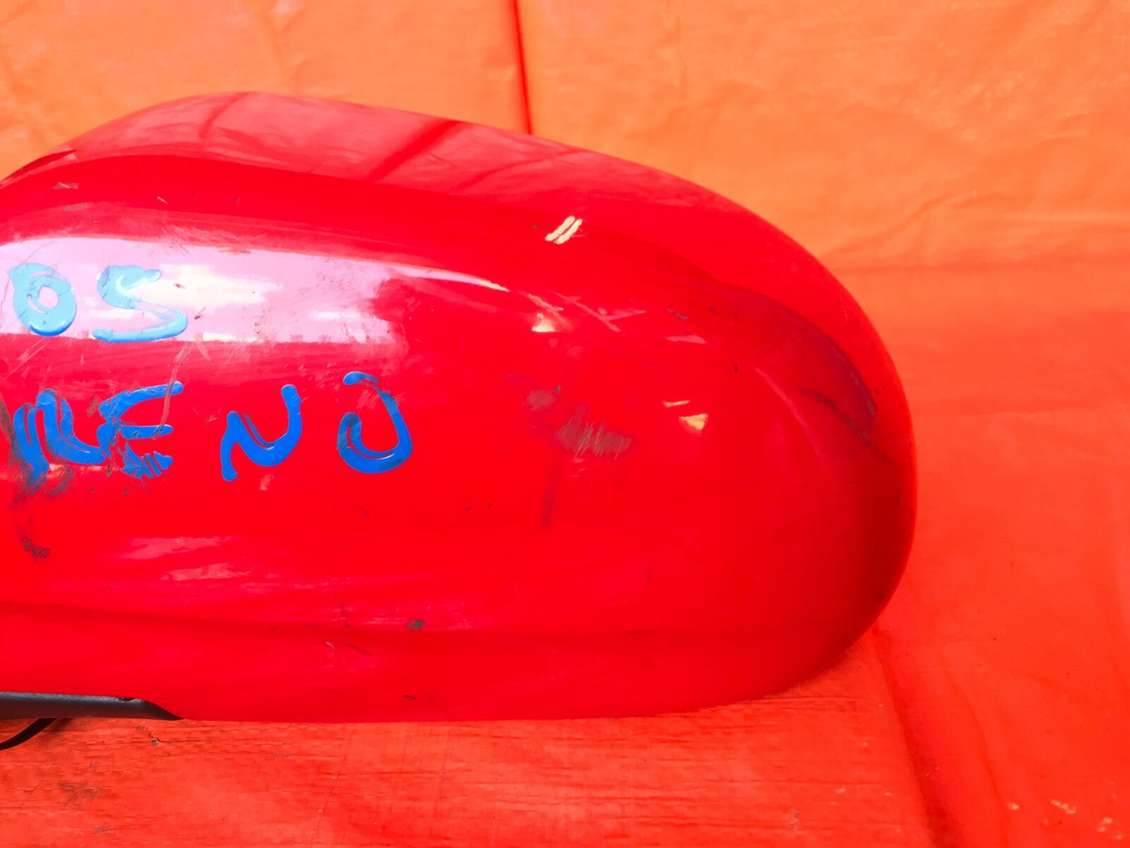 OEM 2005 05 SUZUKI RENO DRIVER LEFT SIDE VIEW MIRROR   RED   5 PIN2
