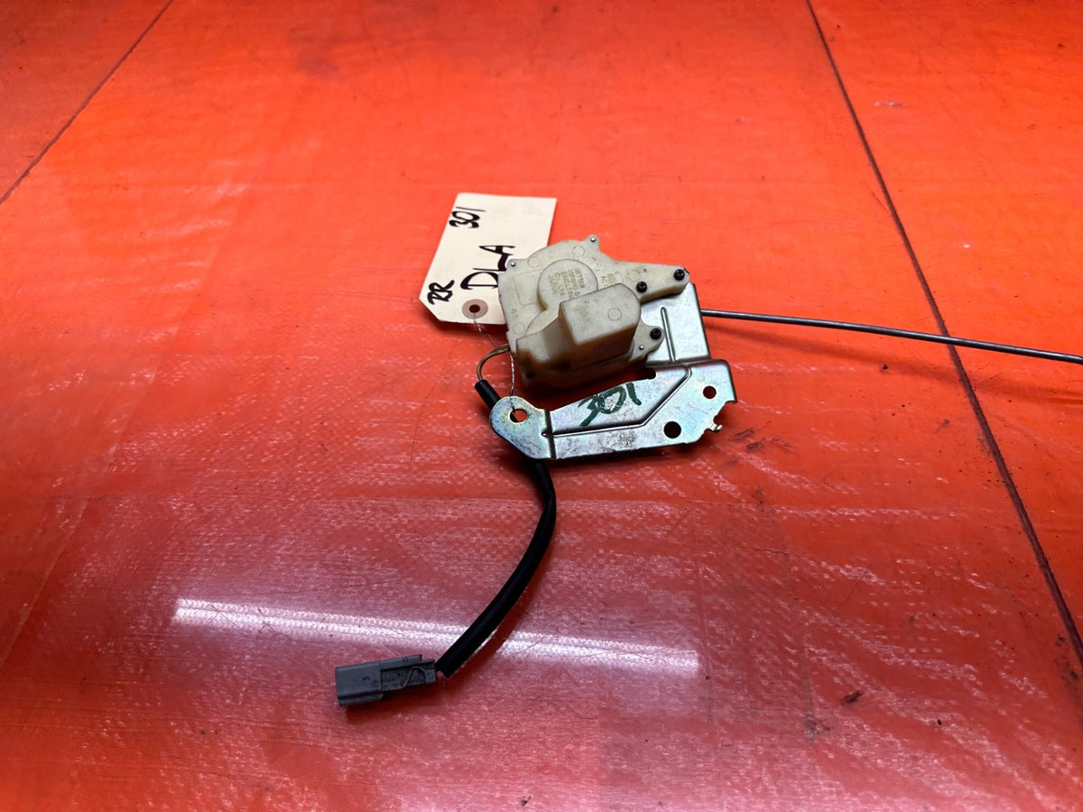 97-01 HONDA CRV RIGHT PASSENGER SIDE REAR DOOR LOCK ACTUATOR #301 OEM FACTORY2