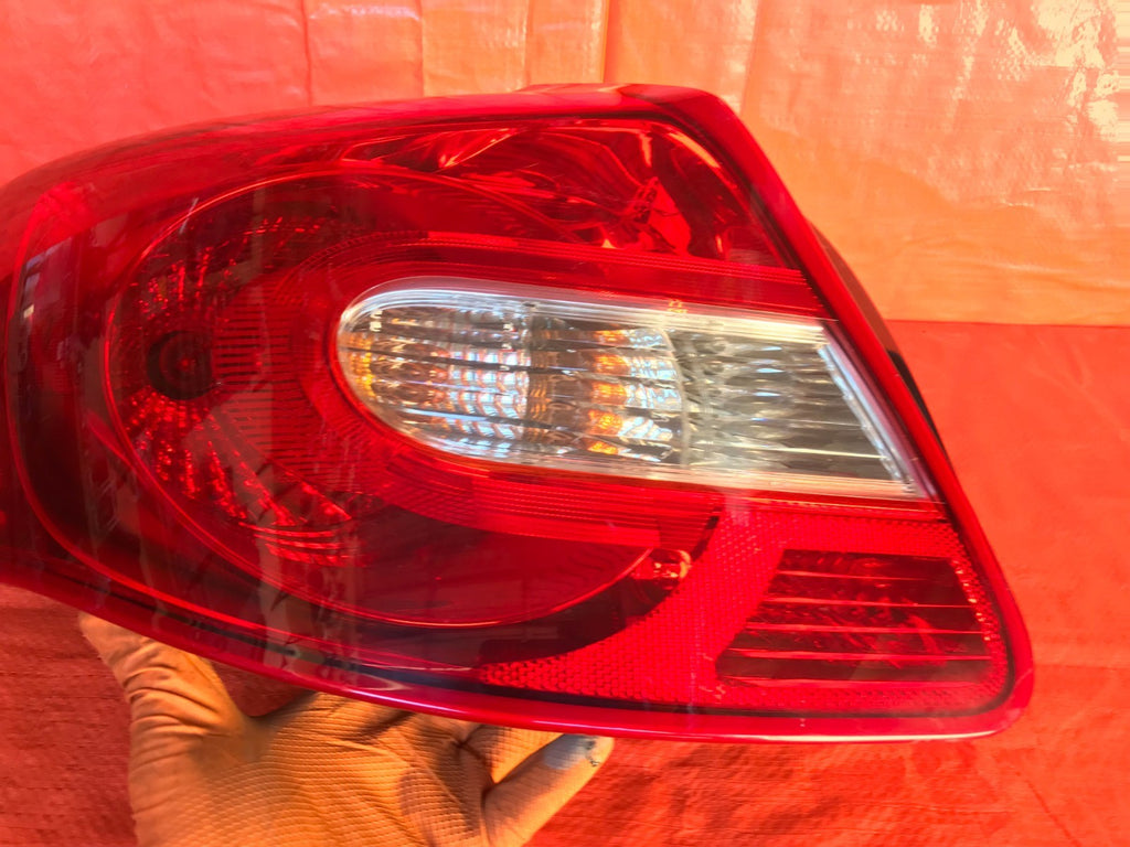 OEM 2011 2012 2013 SUZUKI KIZASHI DRIVER LEFT OUTER TAIL LIGHT LAMP L LH3