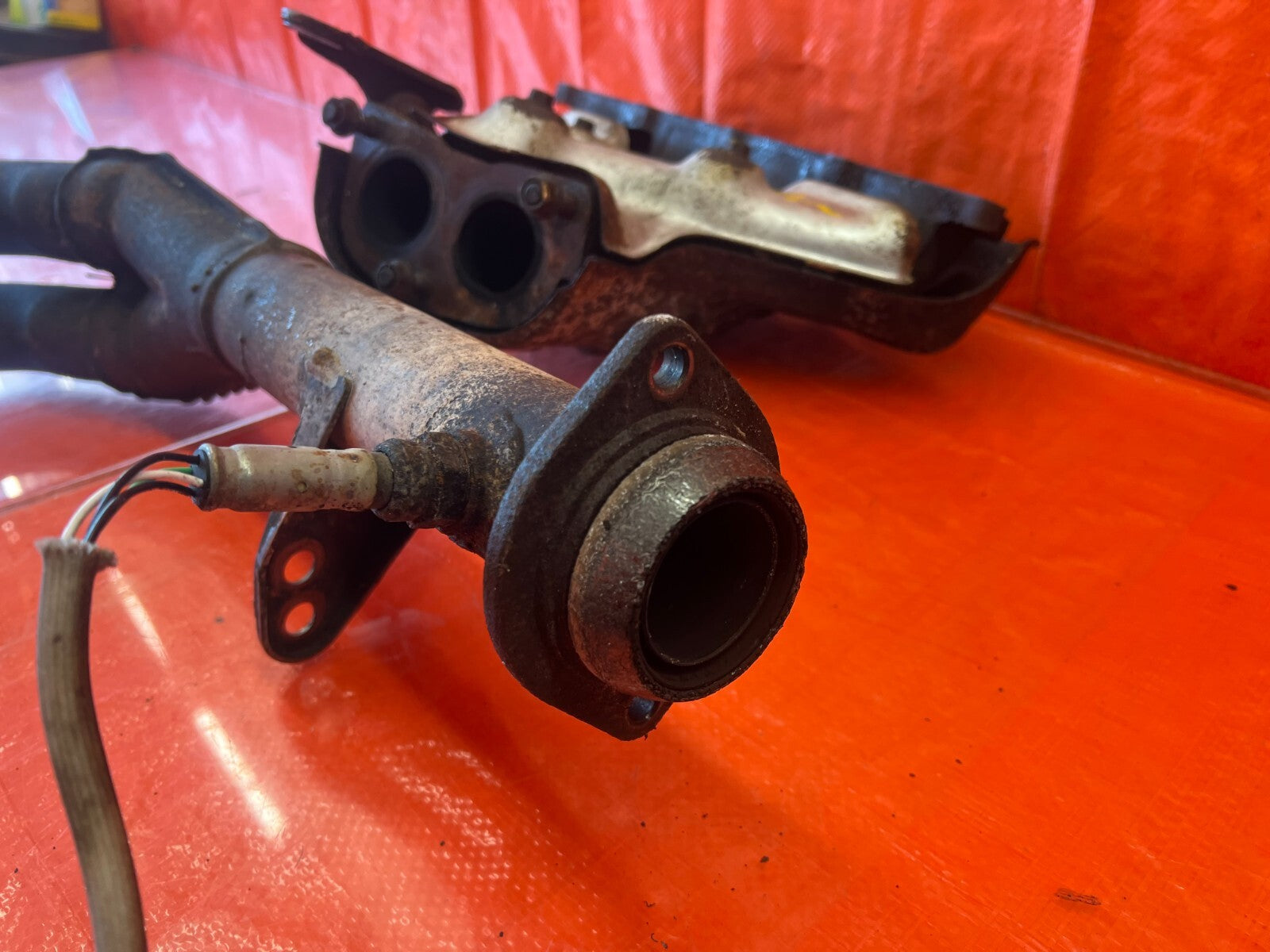 94 01 ACURA INTEGRA B18B1 NON VTEC EXHAUST MANIFOLD W/ SHIELD HEADER OEM #16514
