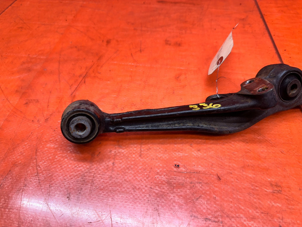 97 01 HONDA PRELUDE 2.2L LEFT DRIVER FRONT KNUCKLE SPINDLE CONTROL ARM OEM #33612
