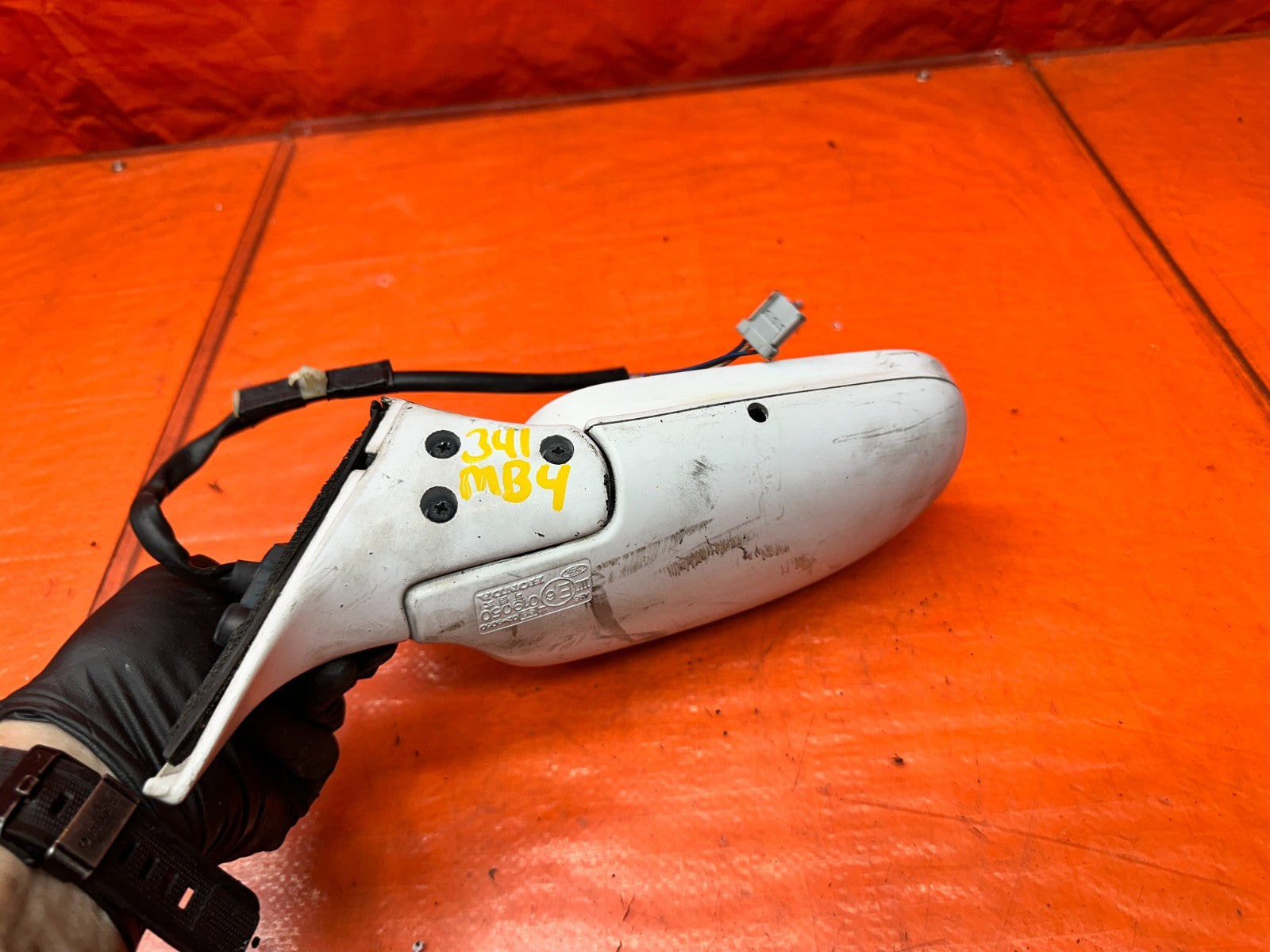 94-01 ACURA INTEGRA 4D 1.8L RIGHT FRONT PASSENGER SIDE VIEW MIRROR ASSY #34114