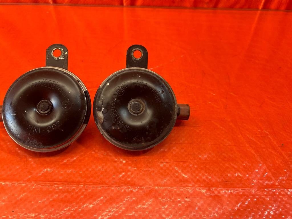 02 04 ACURA RSX   HORN COMBO SET   HORNS HIGH AND LOW   02 04 MODEL   OEM #1834