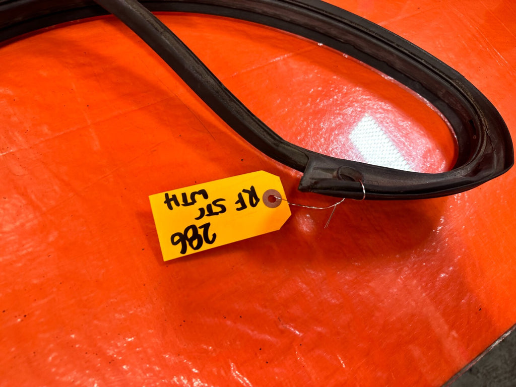 06 11 HONDA CIVIC 2D COUPE   PASSENGER RIGHT  WEATHER STRIP TRIM SEAL GASKET OEM6