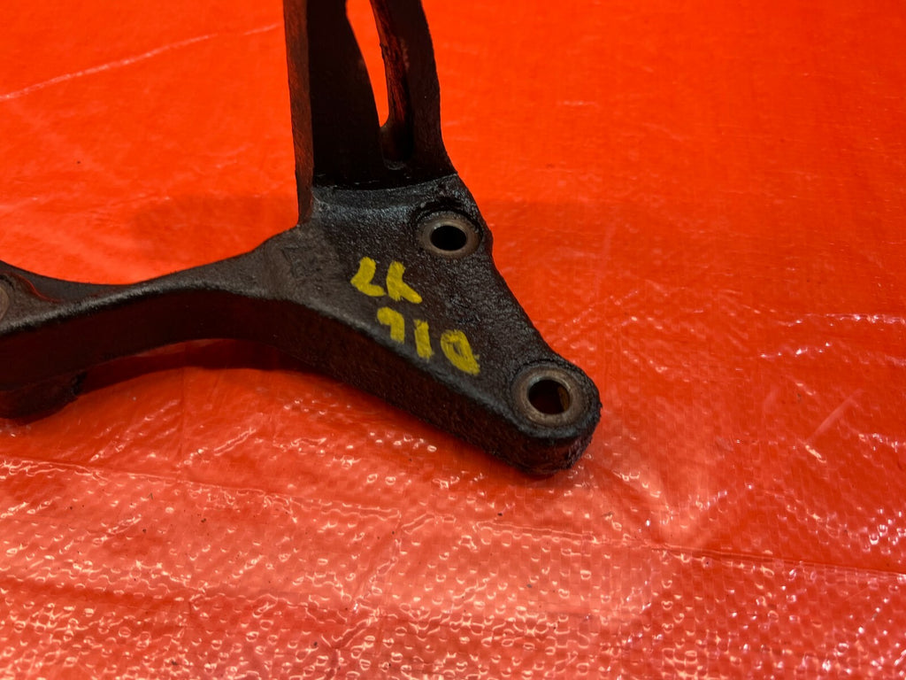 96 00 HONDA CIVIC EX DX LX CX HX GX POWER STEERING PUMP MOUNTING BRACKET OEM Y74
