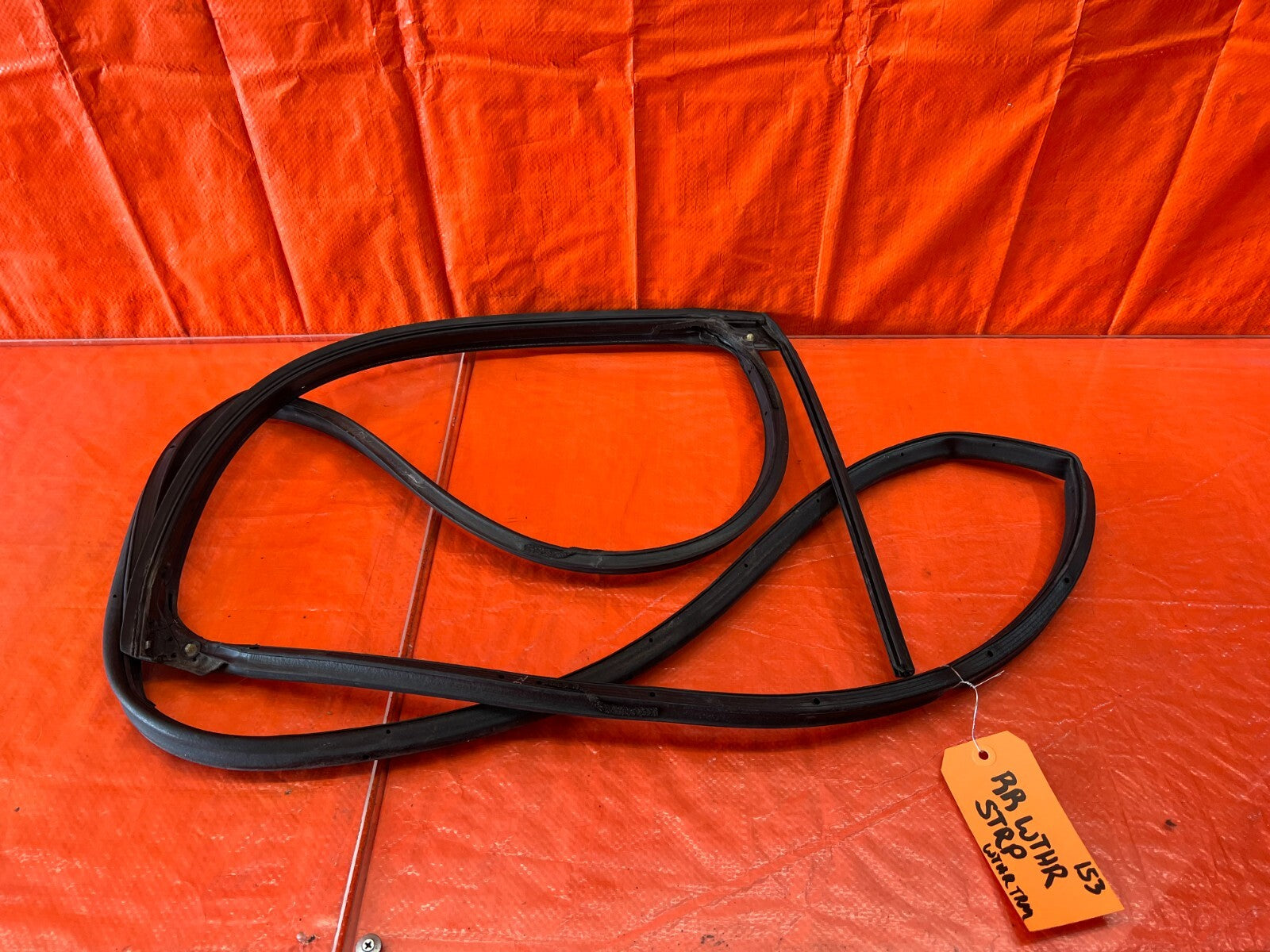 13 18 ACURA RDX PASSENGER RIGHT REAR DOOR WEATHER STRIP TRIM SEAL GASKET OEM 1539