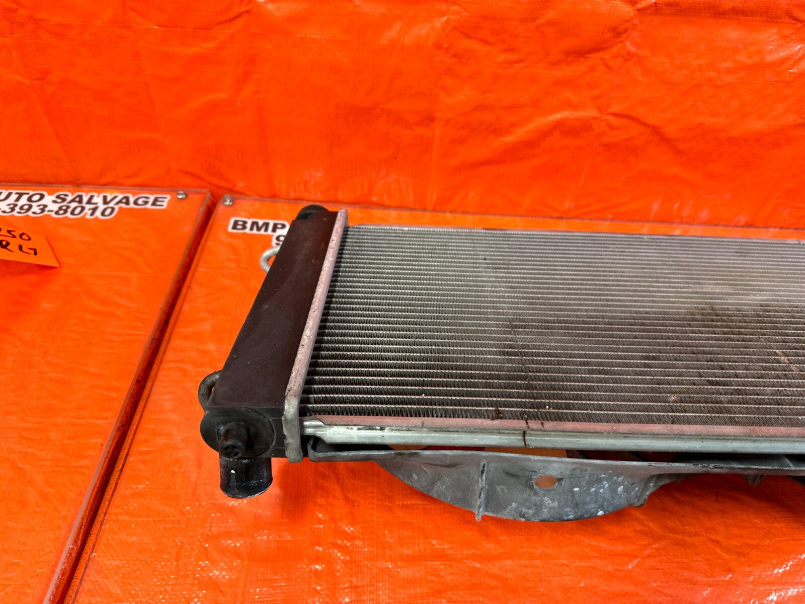 00 05 TOYOTA CELICA GTS MANUAL RADIATOR W/ BOTH COOLING FANS & OVERFLOW TANK OEM11