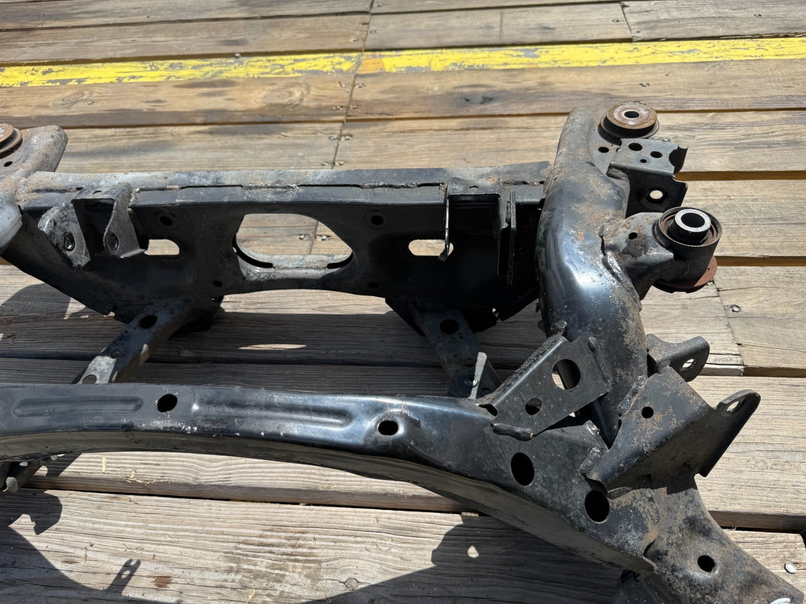 04 11 MAZDA RX8 RX 8   REAR SUB FRAME CROSSMEMBER MOUNTING BRACKETS   OEM 30311