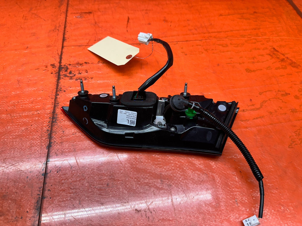 16 23 INFINITI Q60 2D LEFT DRIVER INNER TAIL LIGHT TRUNK LAMP ASSEMBLY OEM6