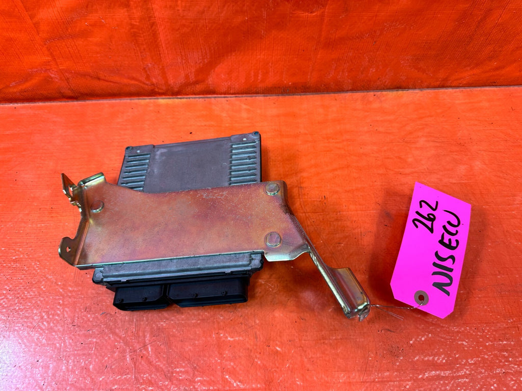 2004 04 NISSAN 350Z   VQ35DE   AUTOMATIC TRANSMISSION   ENGINE COMPUTER ECU 2627