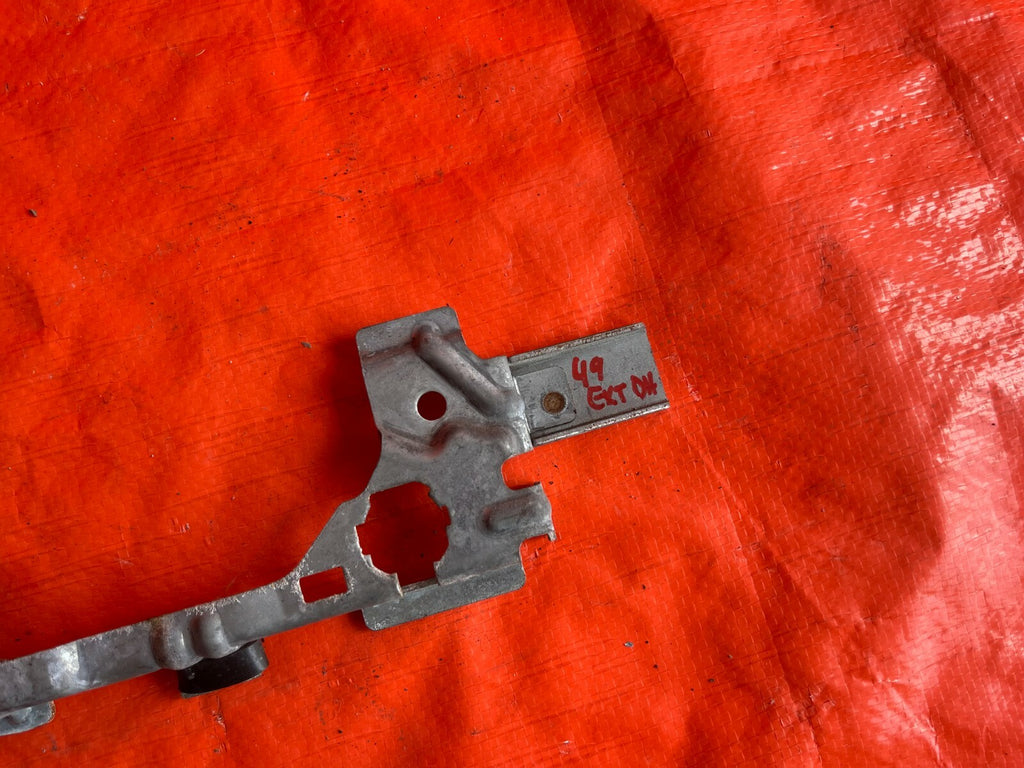 00 09 HONDA S2000 PASSENGER RIGHT EXTERIOR DOOR HANDLE   RED FADED   W/ BRACKET9