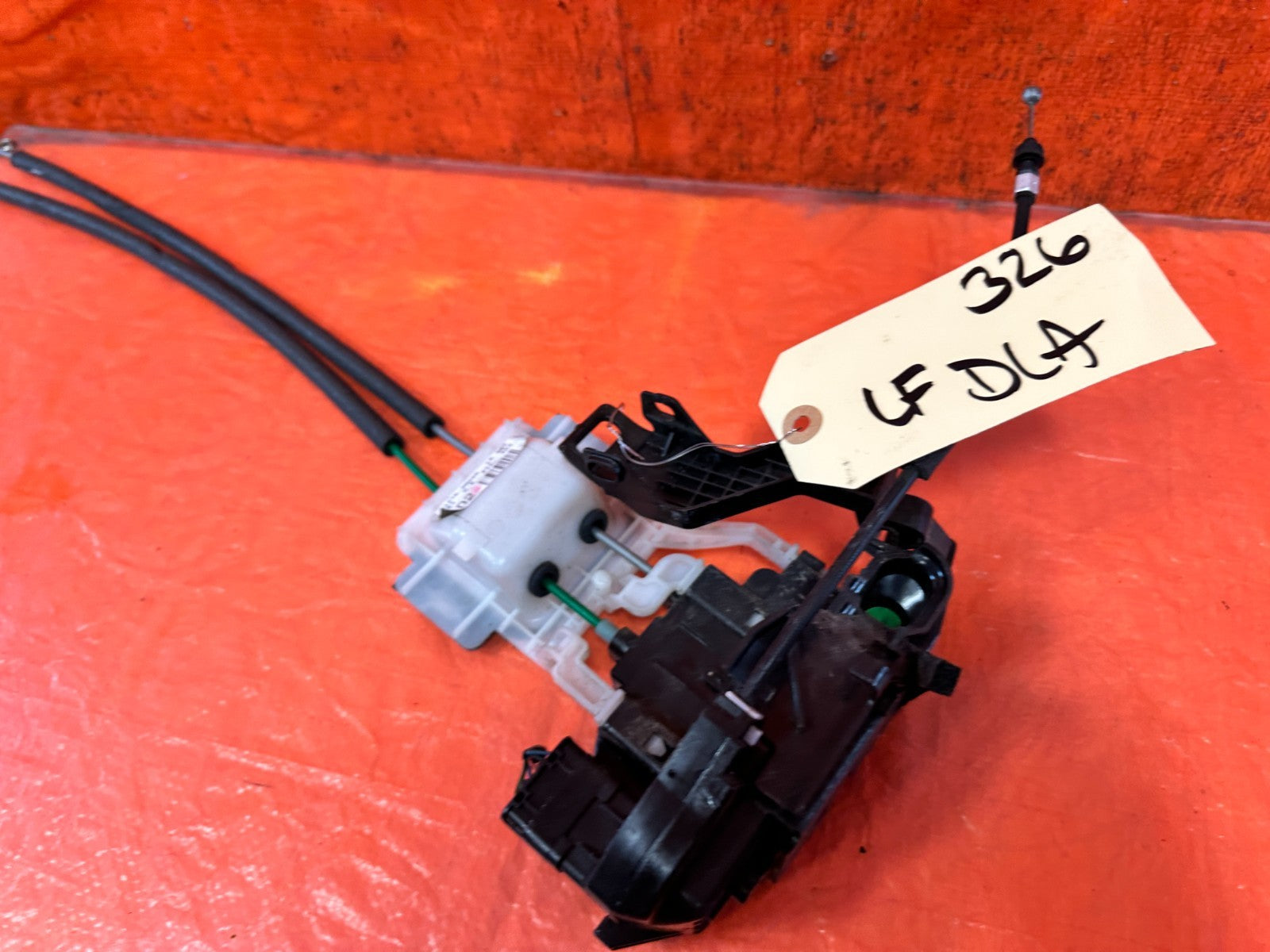 10 16 HYUNDAI GENESIS COUPE   DRIVER LEFT FRONT DOOR LOCK ACTUATOR   OEM OE #3269