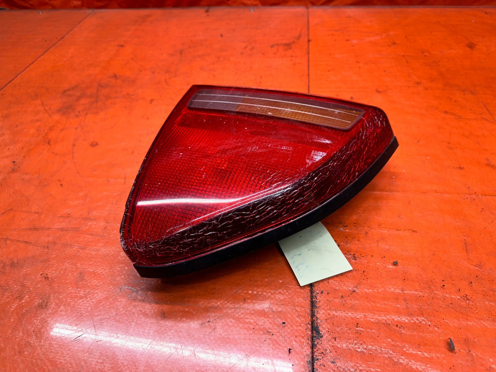 92 96 HONDA PRELUDE LEFT DRIVER TAIL LIGHT LAMP OEM #33210