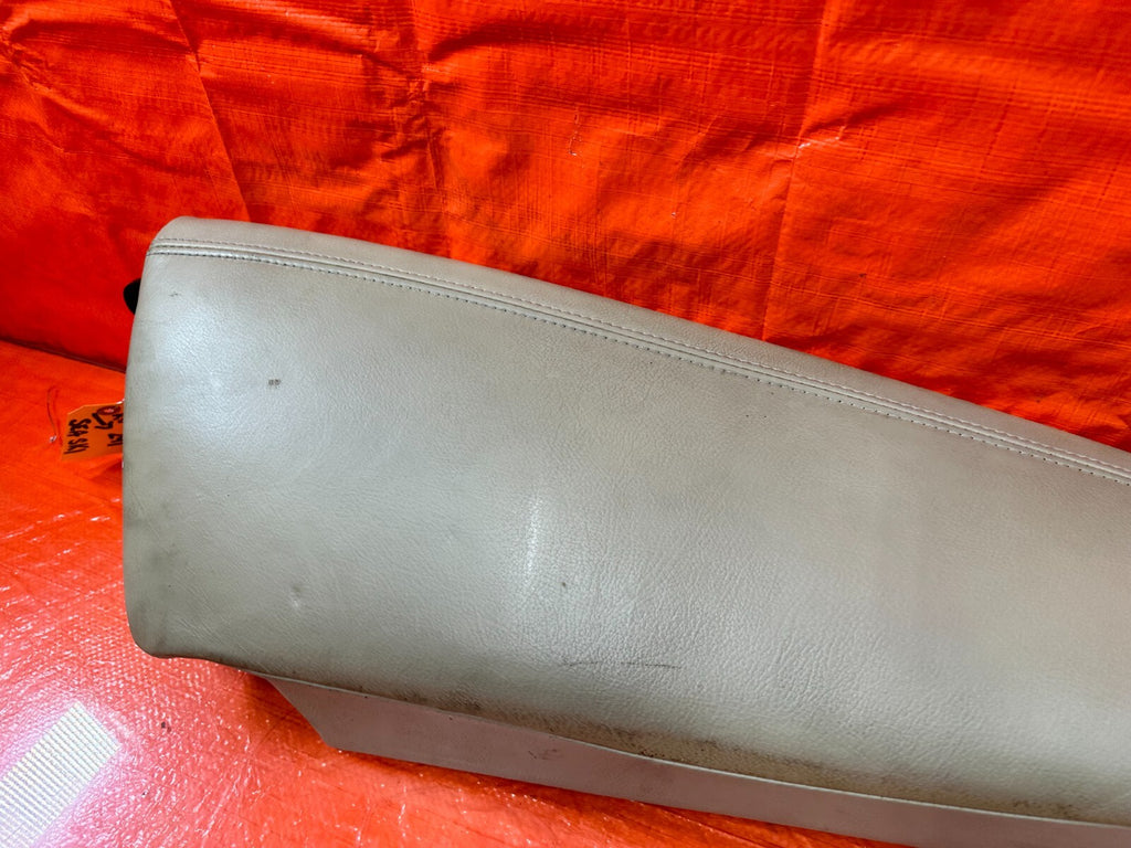 04 08 ACURA TSX PASSENGER RIGHT REAR OUTER REAR SEAT TRIM INSERT   OEM #2913
