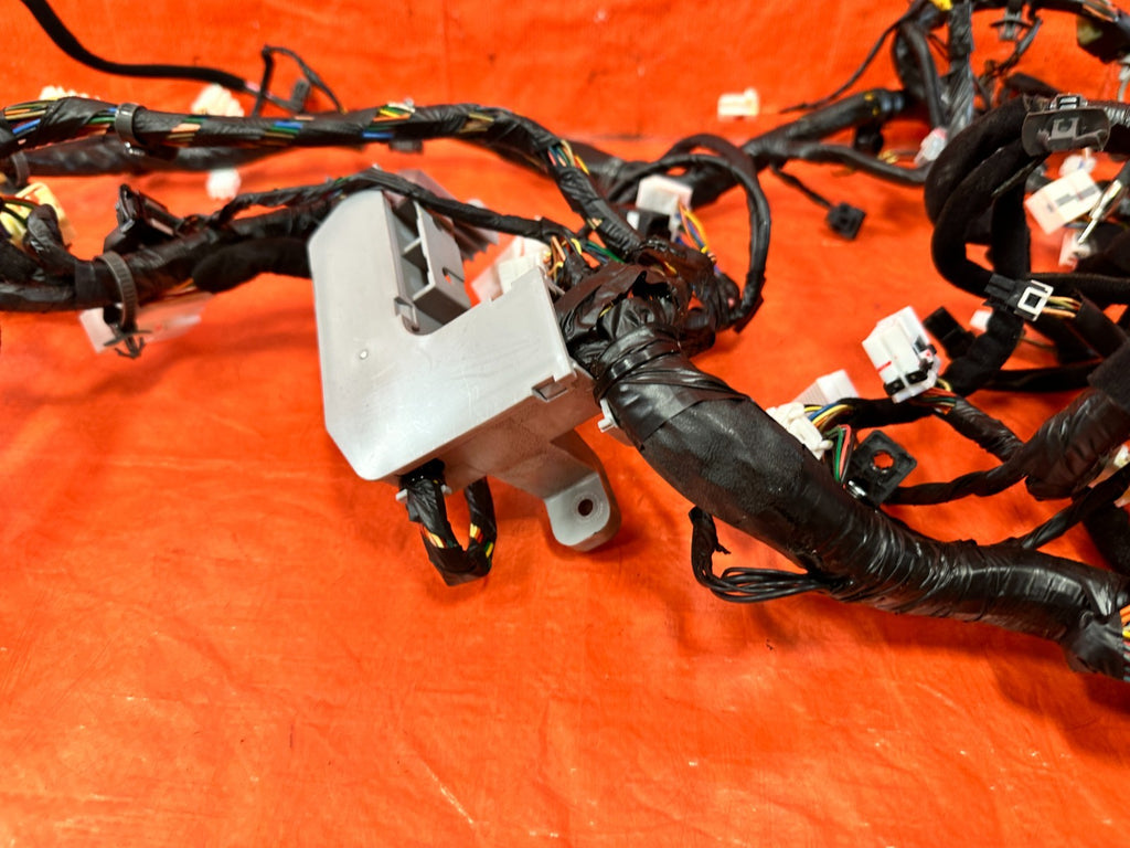13 16 HYUNDAI GENESIS COUPE 3.8L   MAIN WIRING HARNESS   PART # 91336 2M851 #30210