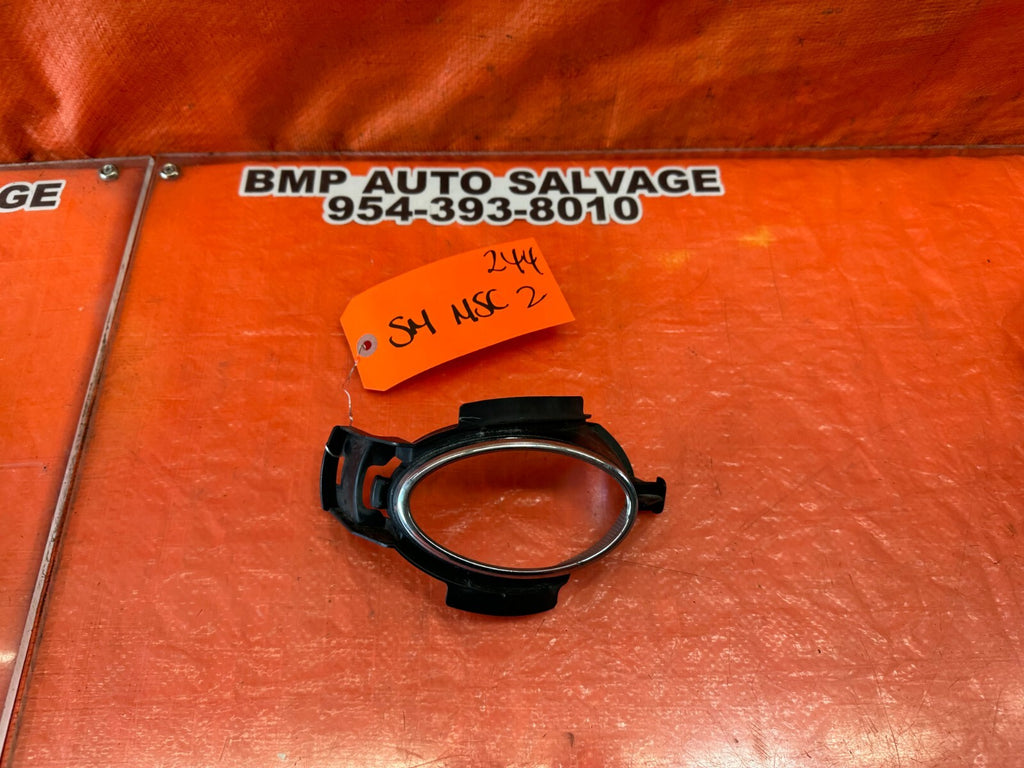 07 09 LEXUS ES350   DRIVER LEFT FOG LIGHT FOG LAMP TRIM PLASTIC INSERT   OEM 2448