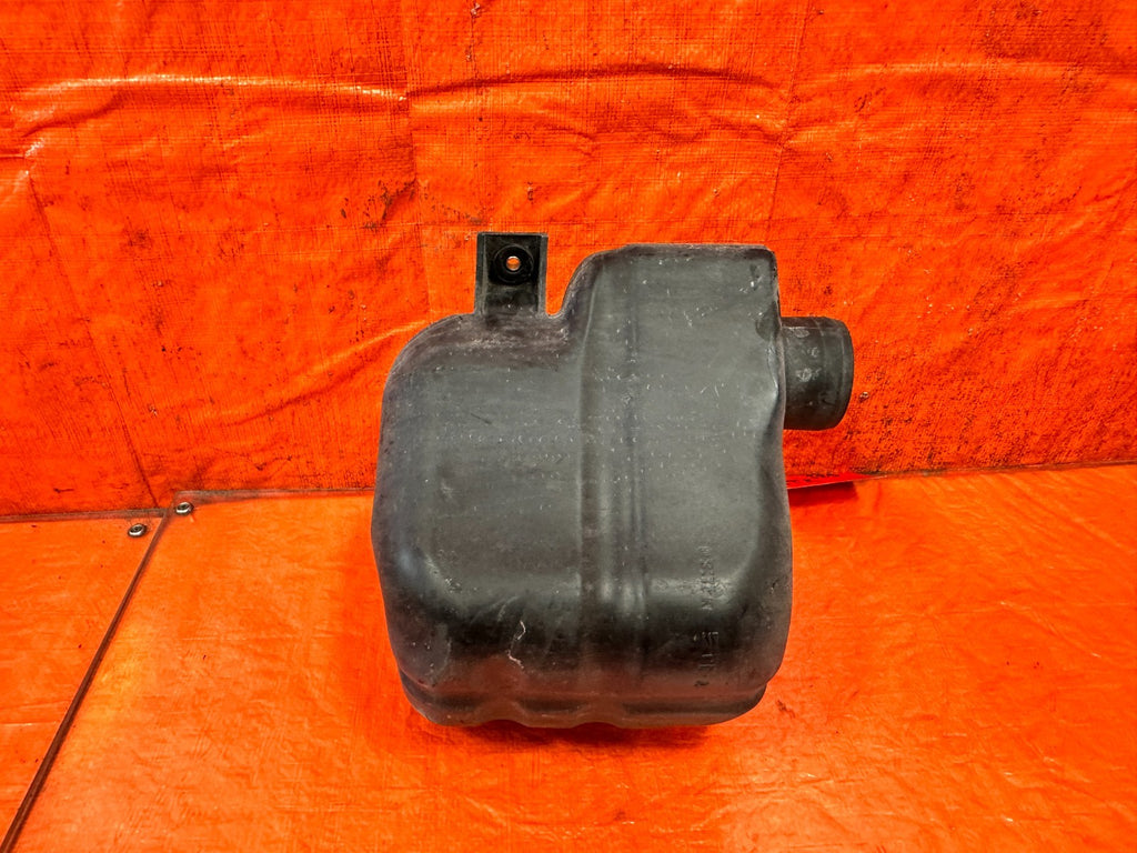 90 91 HONDA CIVIC HATCHBACK SI D16A6 AIR BOX RESONATOR 17246 PM7 0000 OEM 3250