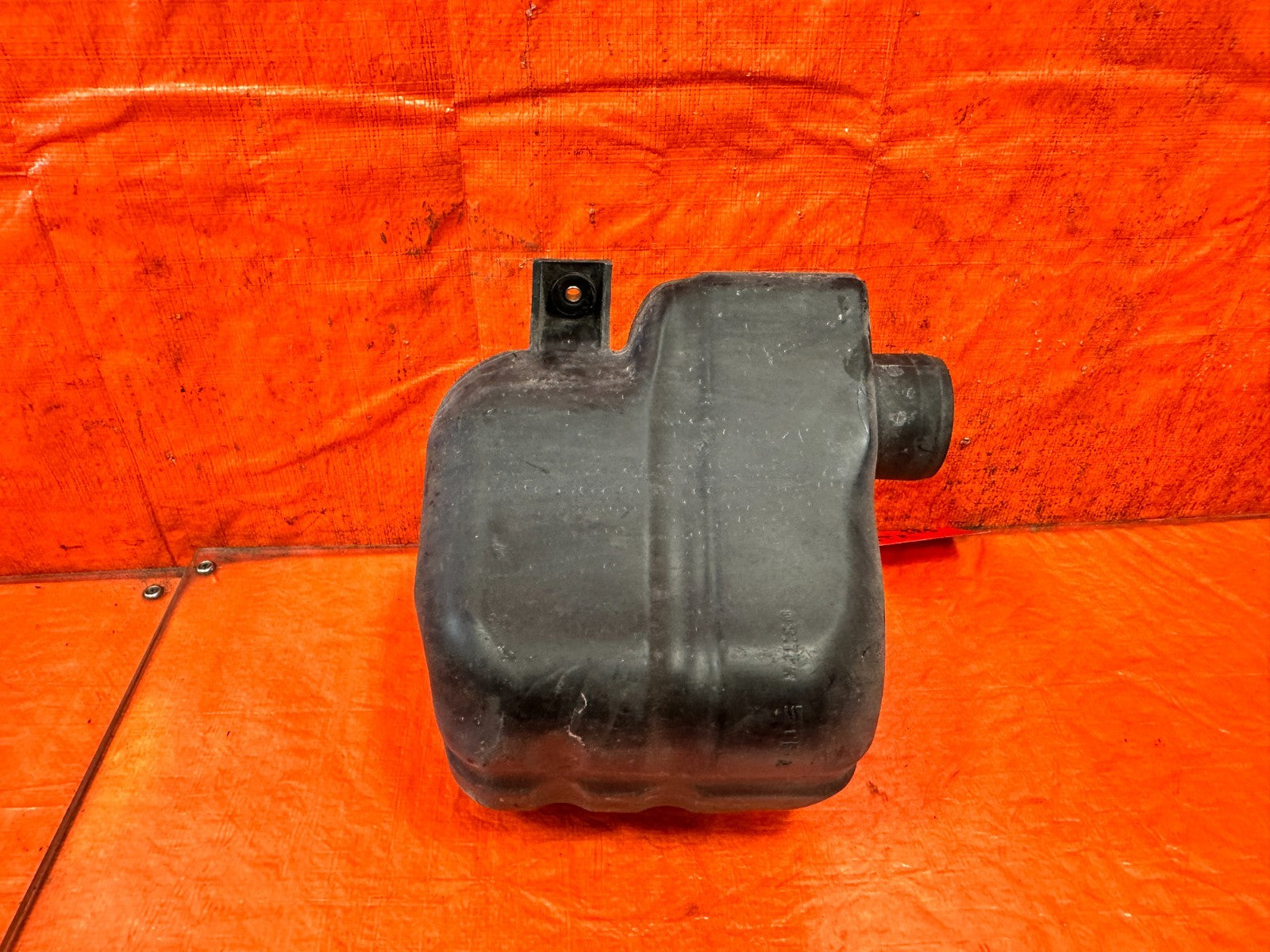 90 91 HONDA CIVIC HATCHBACK SI D16A6 AIR BOX RESONATOR 17246 PM7 0000 OEM 3250