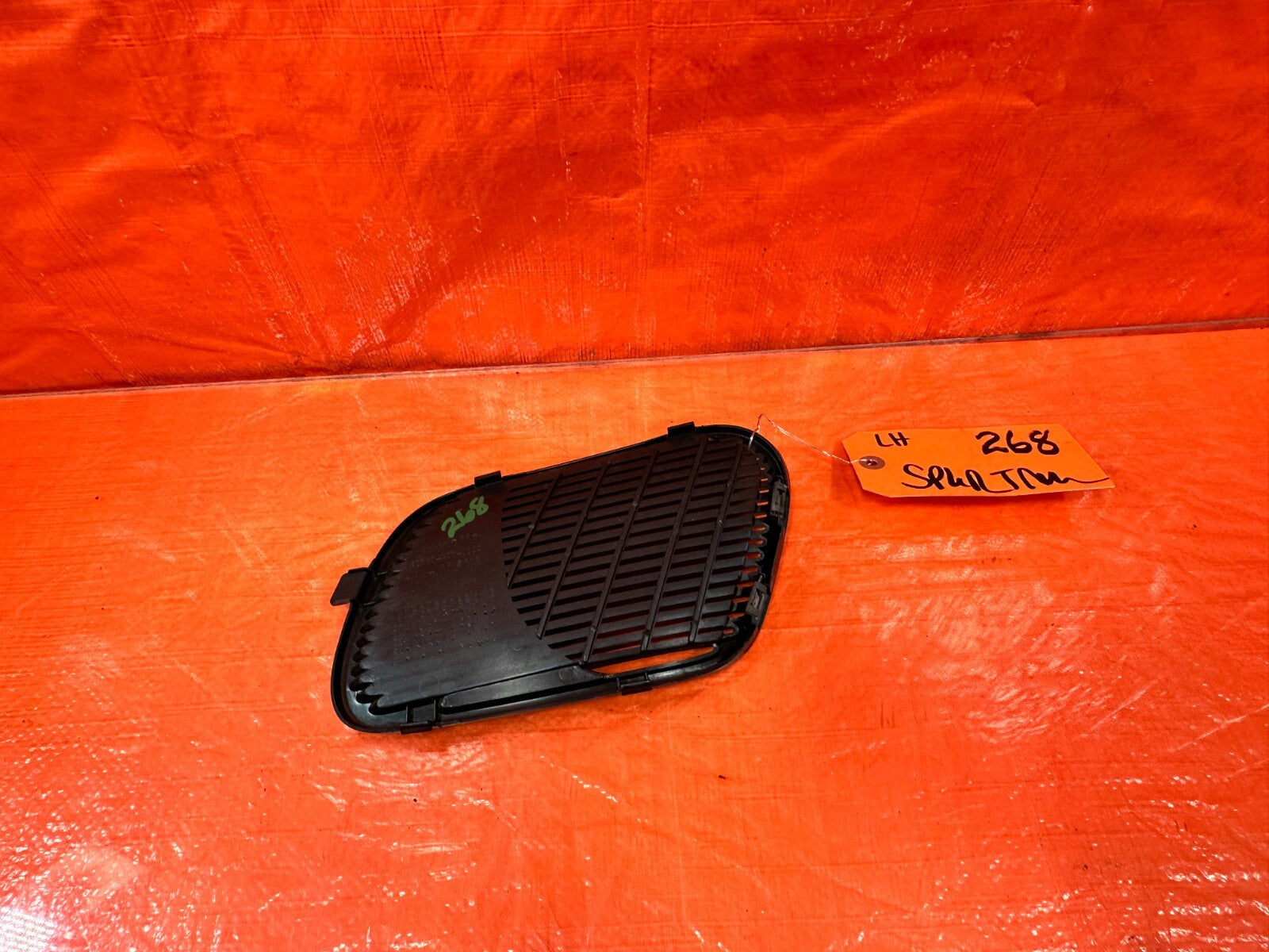 94 01 ACURA INTEGRA 2D   DRIVER LEFT REAR   SPEAKER COVER TRIM PLASTIC BLACK 2684