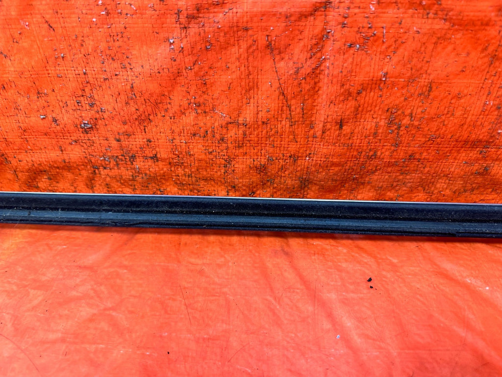 04 08 ACURA TSX RIGHT PASS FRONT DOOR ROOF DRIP RAIL MOLDING TRIM OEM #33010