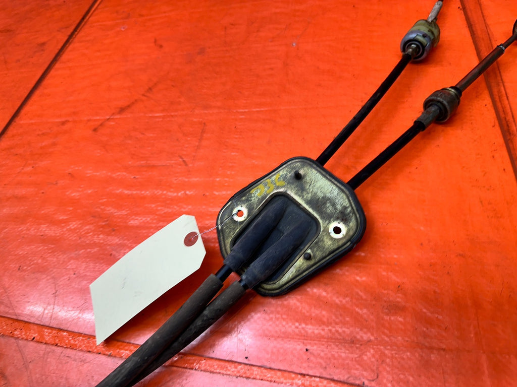 97 01 HONDA PRELUDE 2.2L MT MANUAL SHIFTER BOX BASE WITH SHIFT CABLES OEM #3367