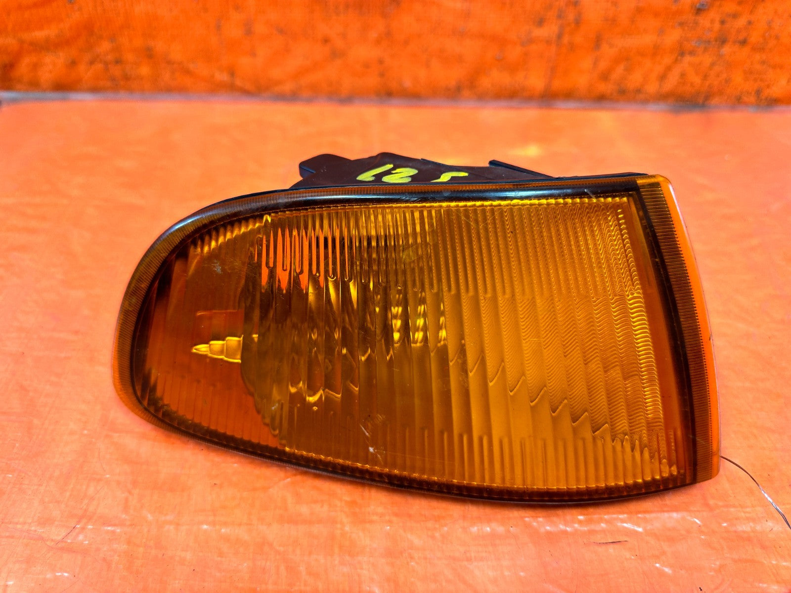 92 95 HONDA CIVIC   2D COUPE   RIGHT CORNER LIGHT   3270