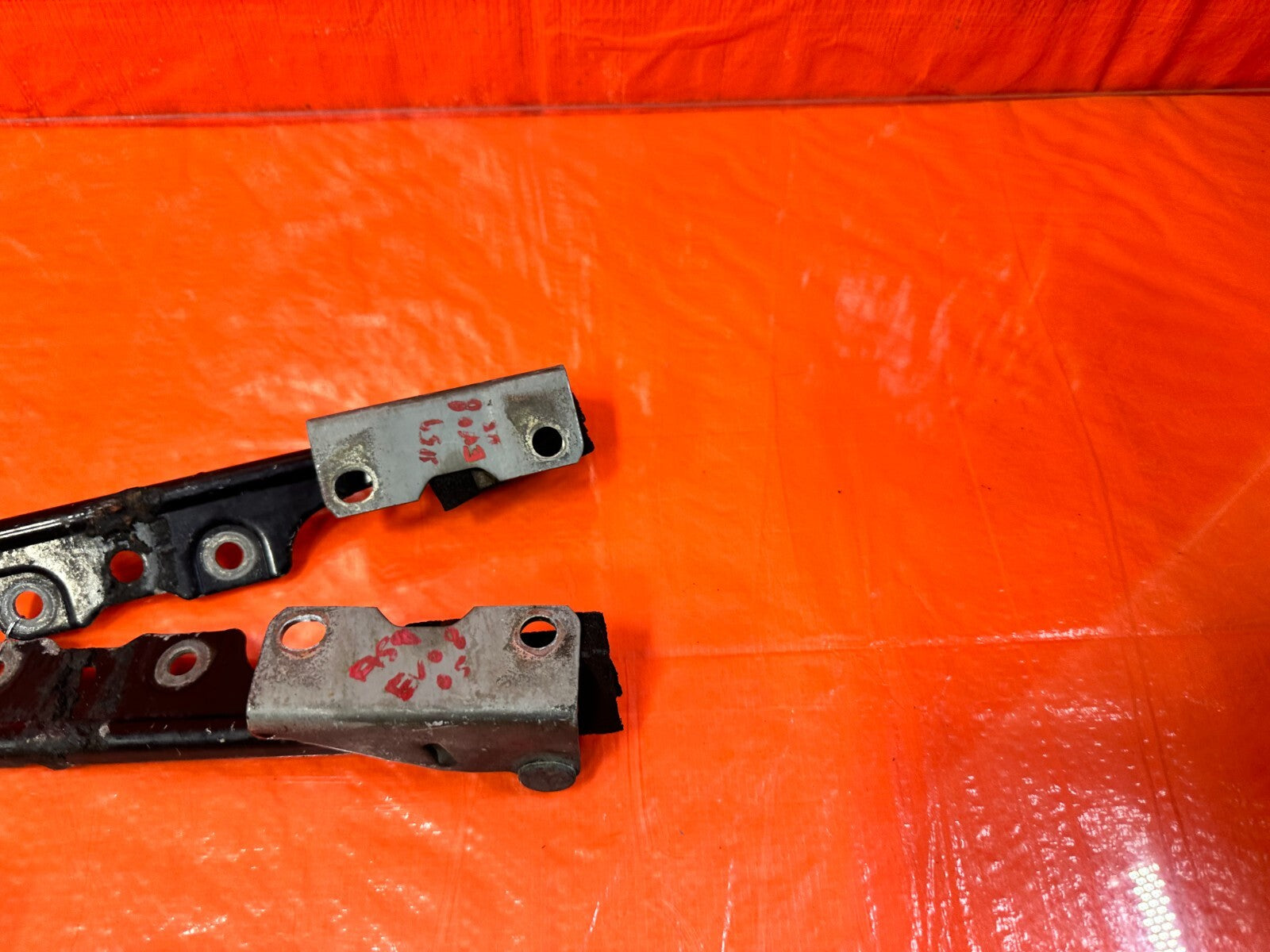 03 06 LANCER EVOLUTION VIII 8 EVO IX 9   LEFT RIGHT HOOD HINGES OEM #EVO94