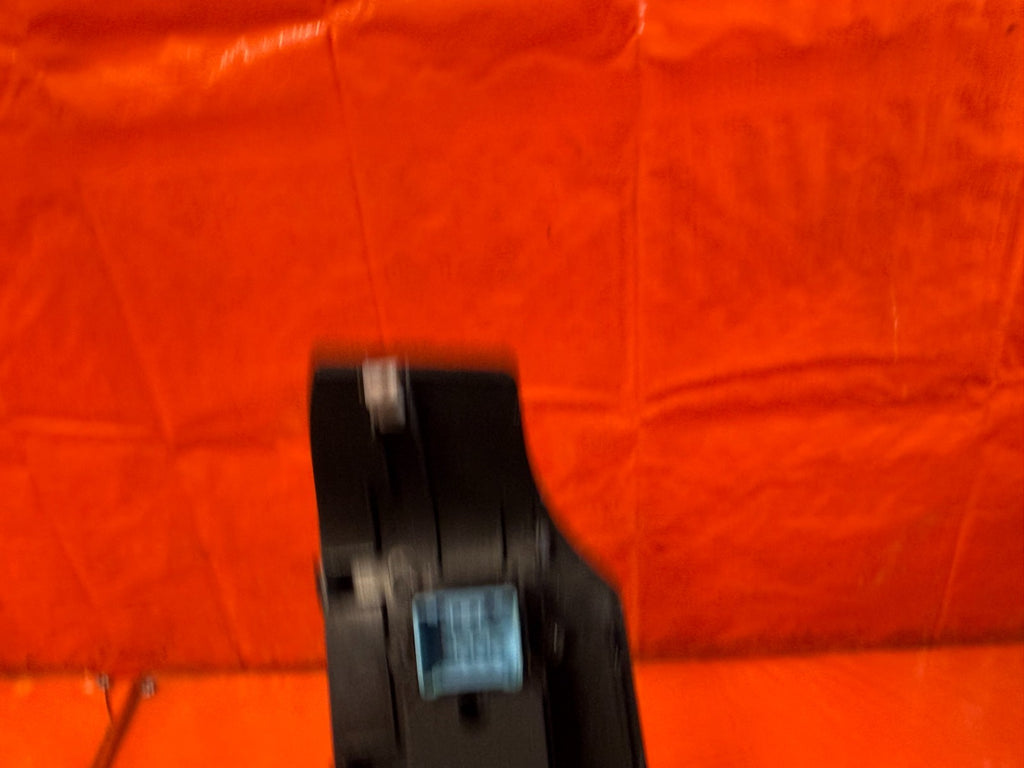 04 08 ACURA TSX   PASSENGER RIGHT REAR WINDOW SWITCH   OEM FACTORY OE #32211