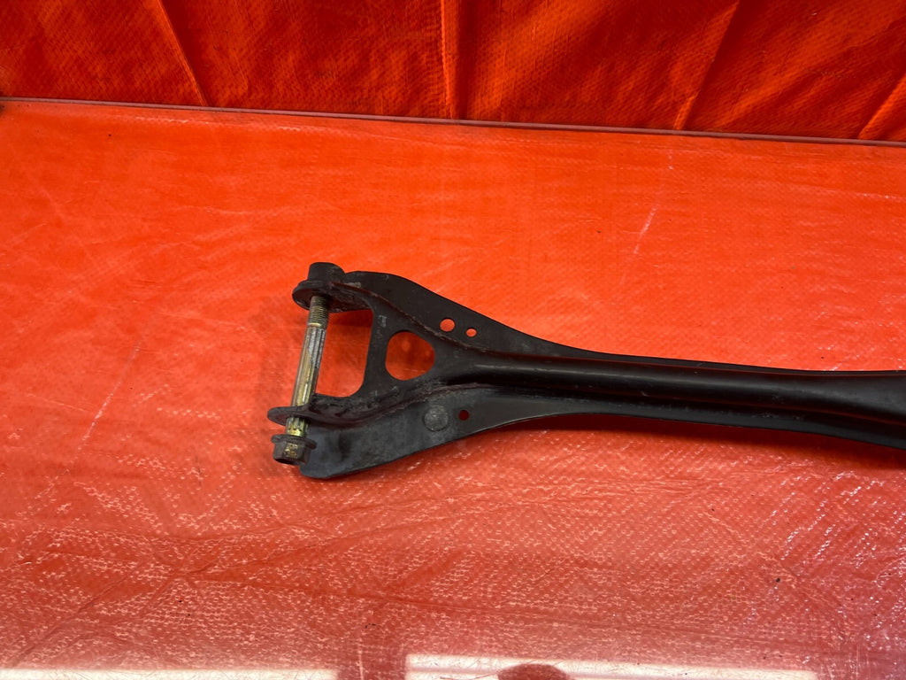 97 01 HONDA PRELUDE   RADIUS CONTROL ARM   DRIVER LEFT REAR SIDE   OEM #136 16