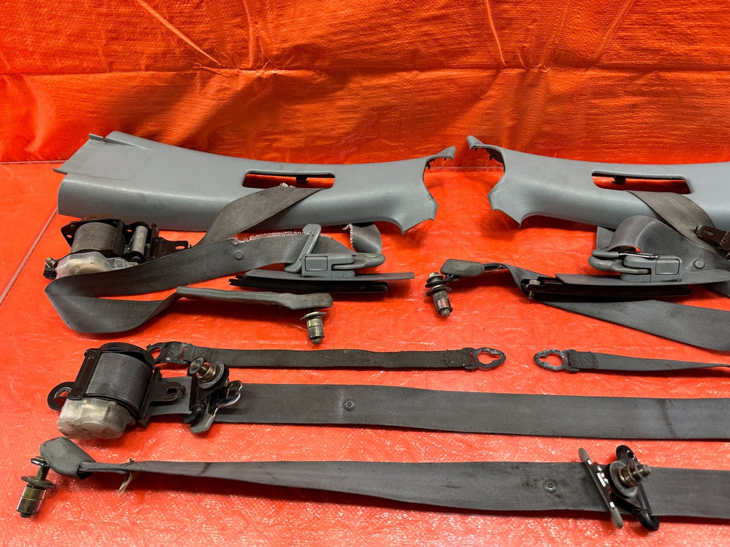 95 97 HONDA ODYSSEY   REAR SEAT BELT SET   LEFT & RIGHT SEAT BELTS   OEM #1937