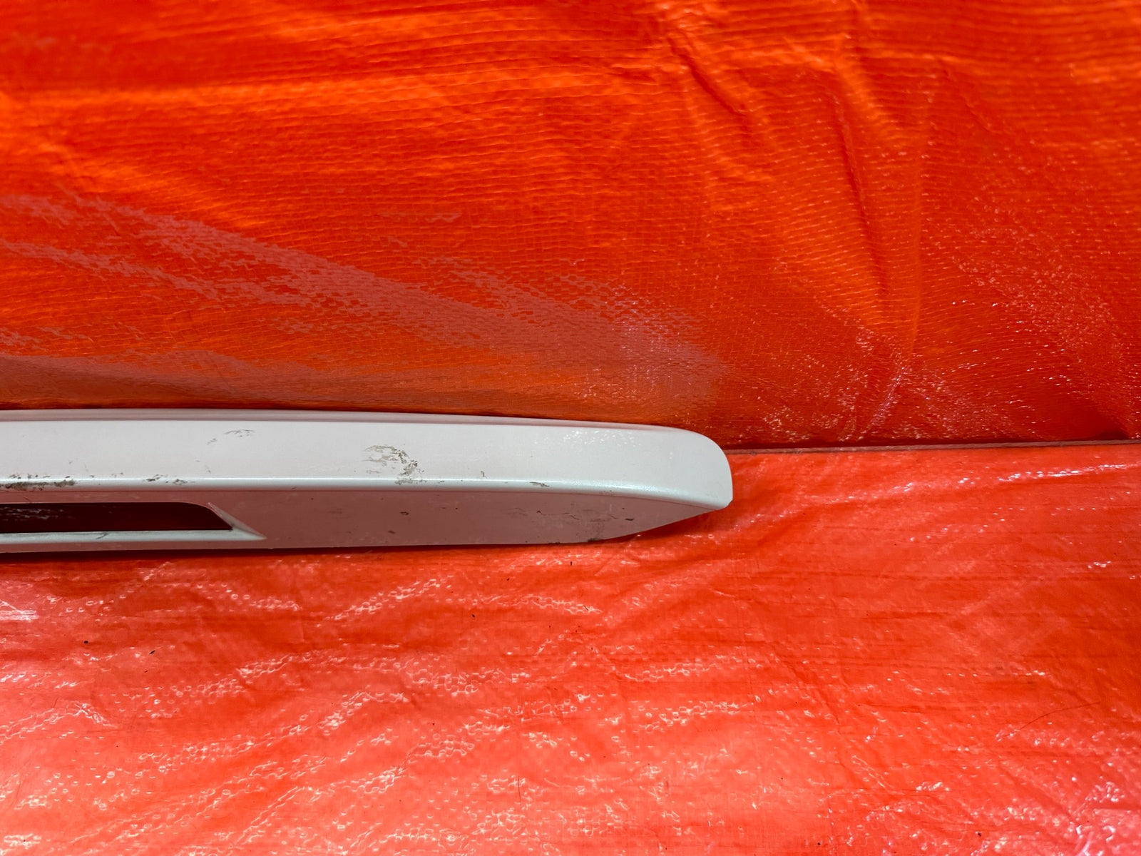 15 21 SUBARU WRX & STI   REAR TRUNK LICENSE PLATE LIGHT TRIM GARNISH   OEM #1804