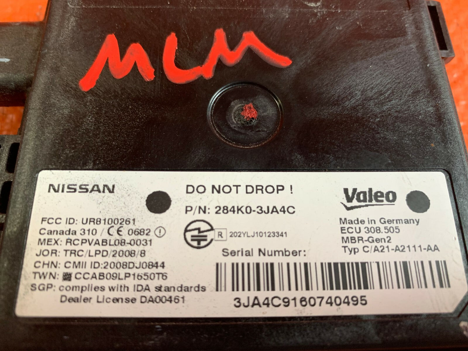 OEM 2018 18 INFINITI Q50   PASSENGER RIGHT   BLIND SPOT LANE ASSIST SENSOR  3