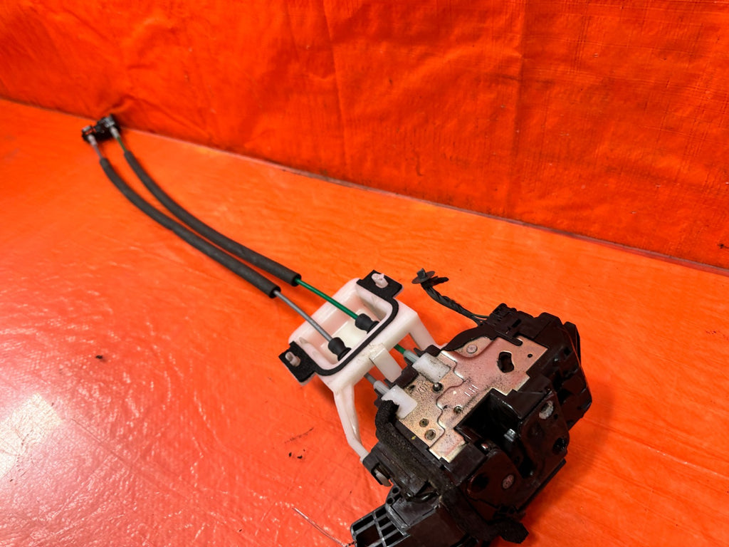 10 16 HYUNDAI GENESIS COUPE   DRIVER LEFT FRONT DOOR LOCK ACTUATOR   OEM OE #3185