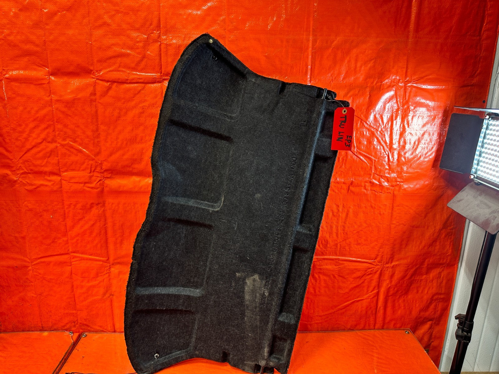 02 05 HONDA CIVIC SI EP3 HATCHBACK   REAR HATCHBACK PRIVACY COVER LID TRUNK TRAY1