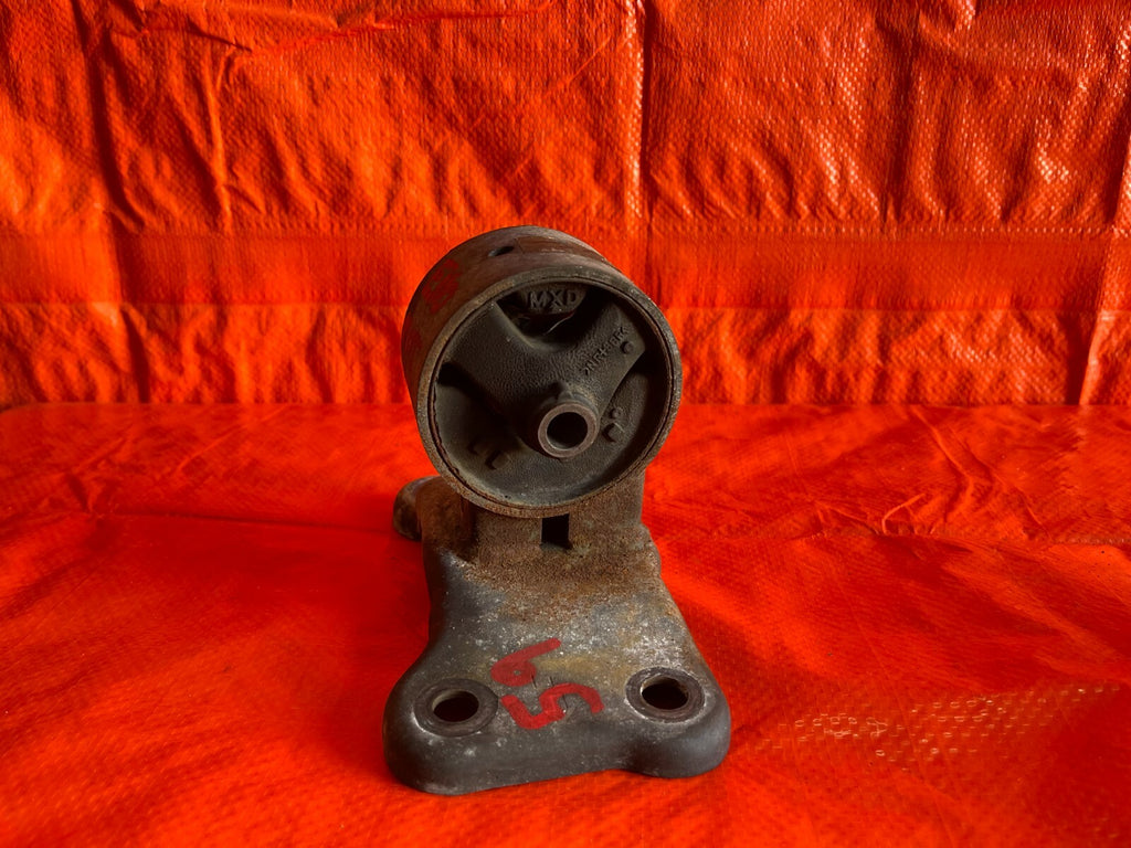 03 06 LANCER EVOLUTION VIII 8 IX 9   5 SPEED MODEL ONLY   TRANSMISSION MOUNT OEM0