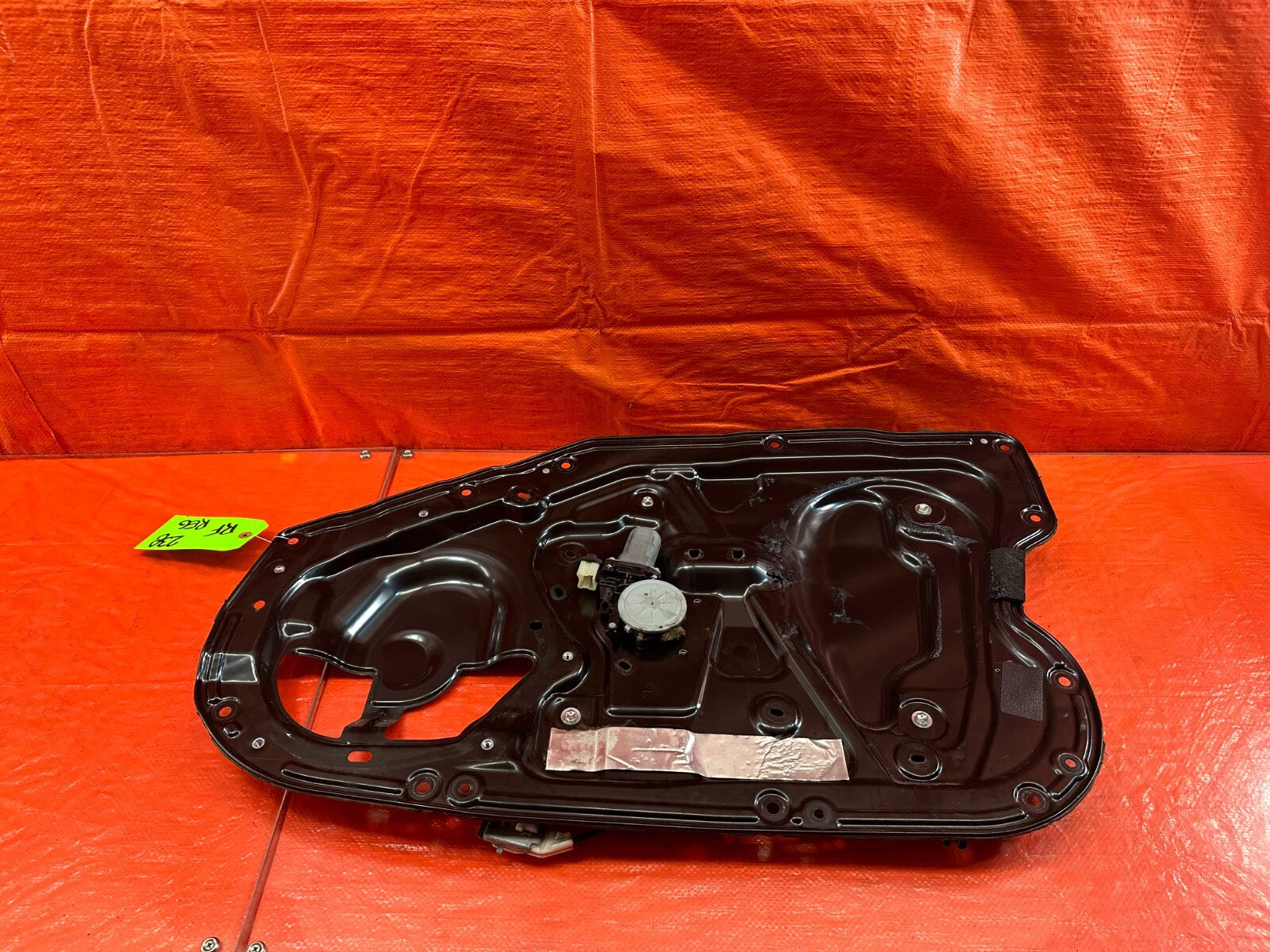 09 13 INFINITI  G37 SEDAN PASSENGER RIGHT FRONT WINDOW REGULATOR W MOTOR OEM 2380