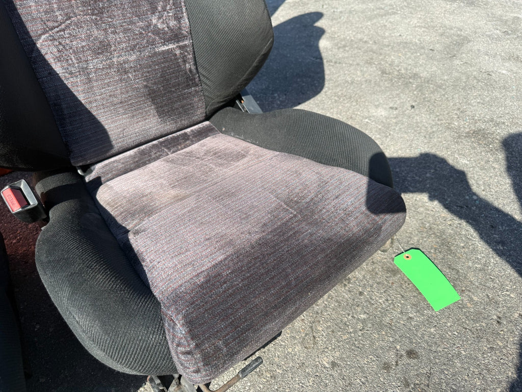 88 91  HONDA CIVIC EF HATCHBACK SI FRONT & REAR SEATS   OEM FACTORY GENUINE 32510