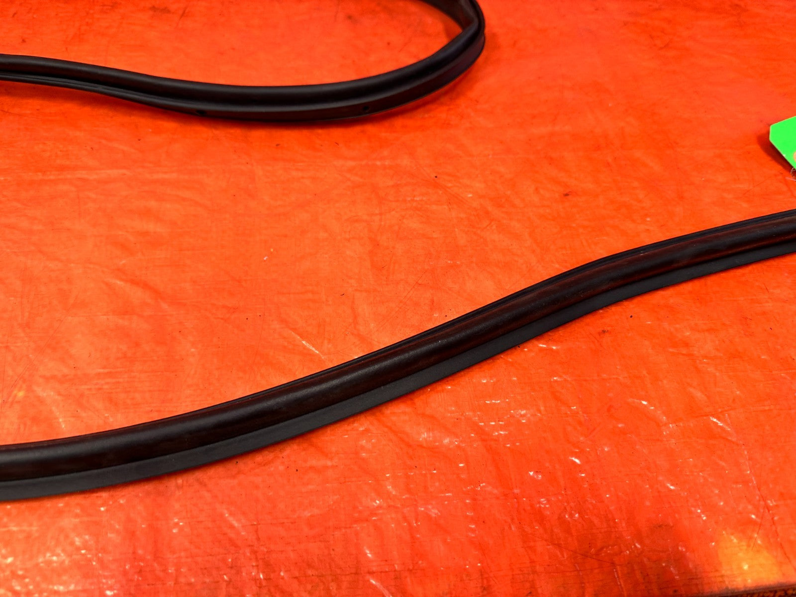 14 20 INFINITI Q50   PASSENGER RIGHT REAR WEATHER STRIP   OEM #3168