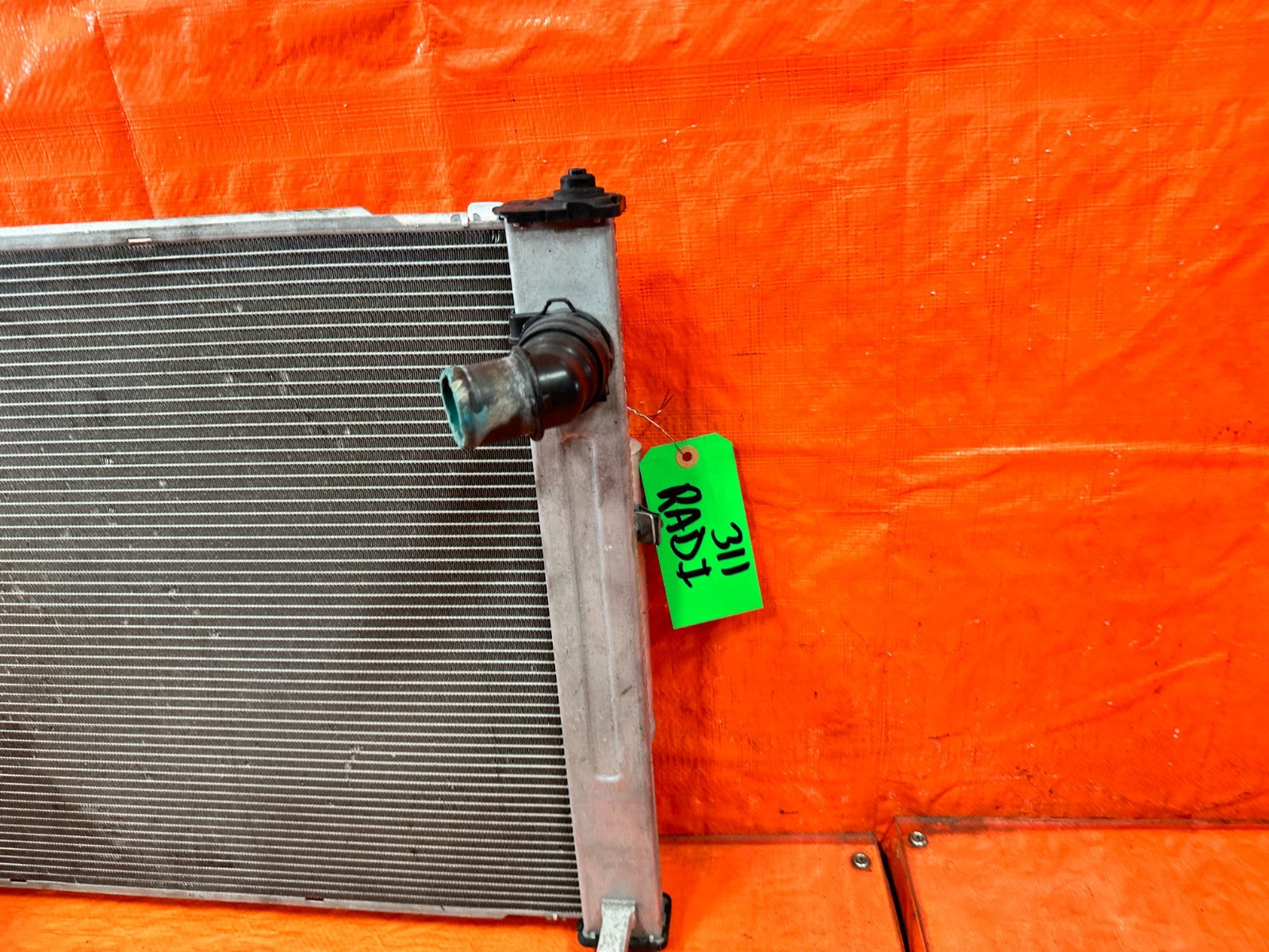 08 15 INFINITI G37 Q60   6 SPEED MANUAL RADIATOR   OEM FACTORY #3111