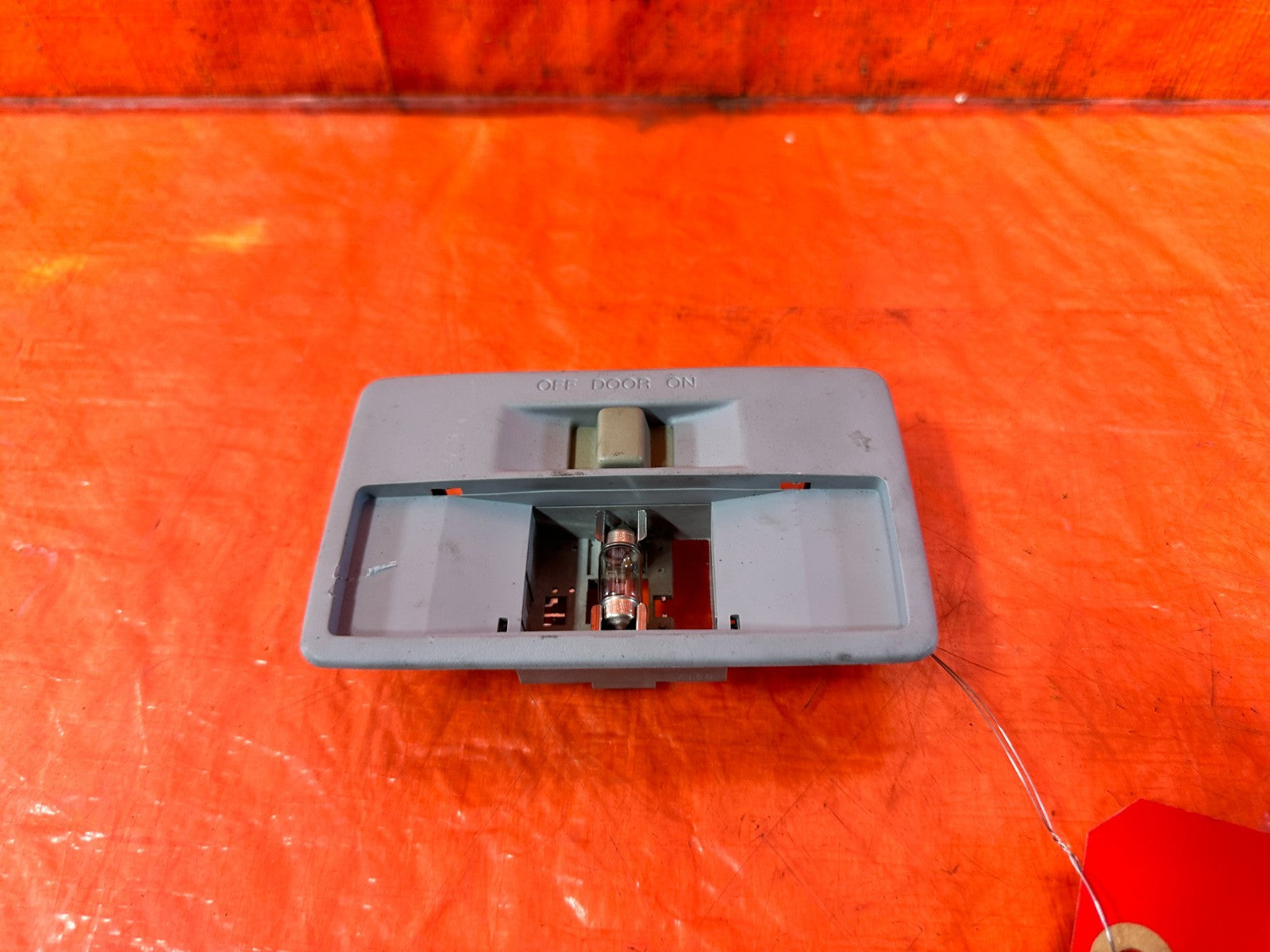 09 11 MAZDA RX8 RX 8   DOME LIGHT   OEM #3031