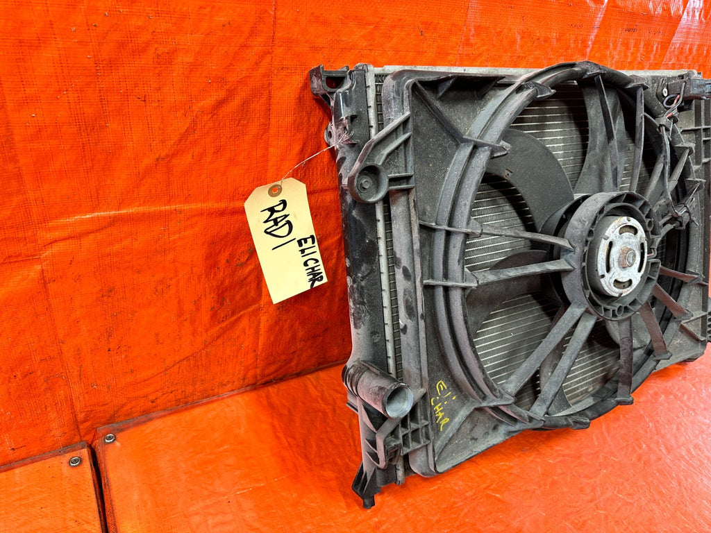 18 20 DODGE CHARGER GT 6 CYLINDER MODEL   RADIATOR WITH FAN   OEM #3LI10