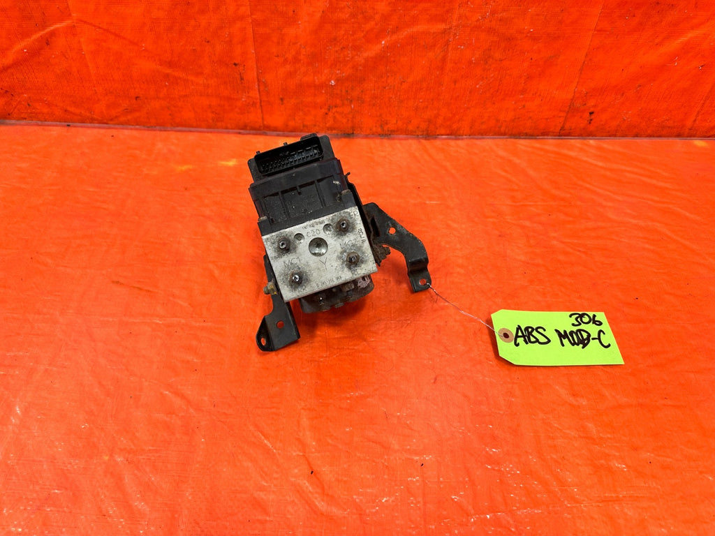 02 03 HONDA CIVIC SI EP3 HATCHBACK   ABS PUMP MODULE VSA MODULATOR   OEM #3060