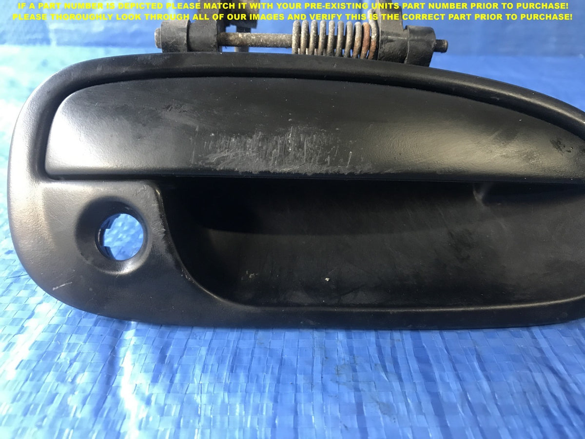OEM 1999   2000 HONDA CIVIC PASSENGER RIGHT FRONT EXTERIOR DOOR HANDLE BLACK1